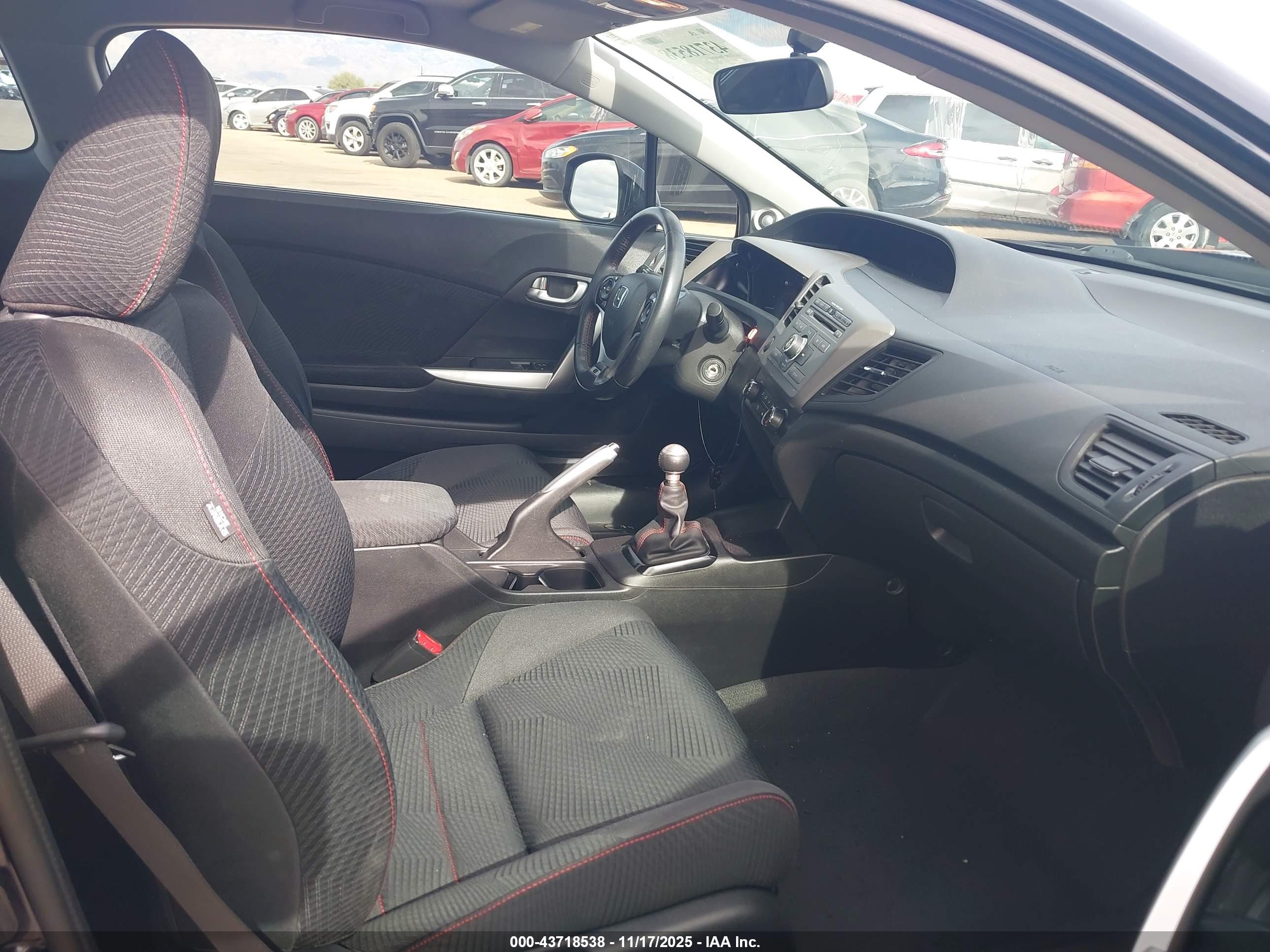 HONDA CIVIC image 5