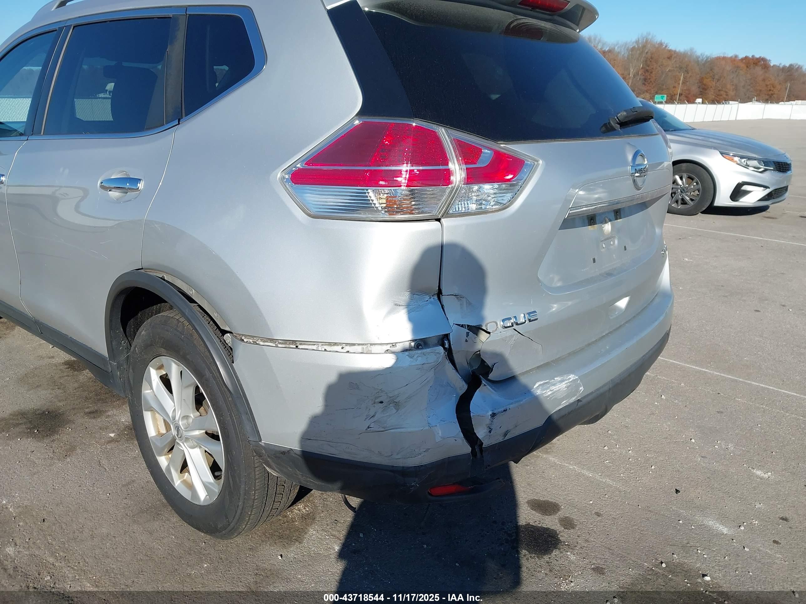 NISSAN ROGUE image 6