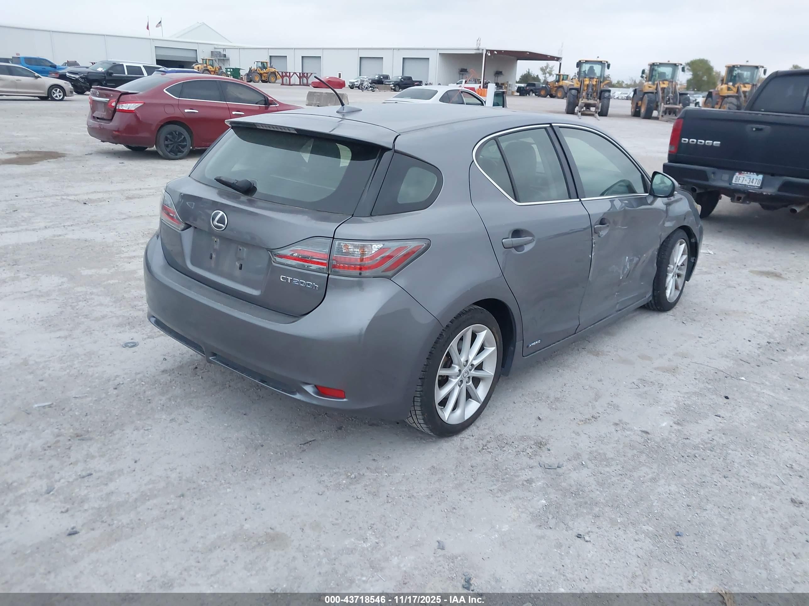 LEXUS CT image 4