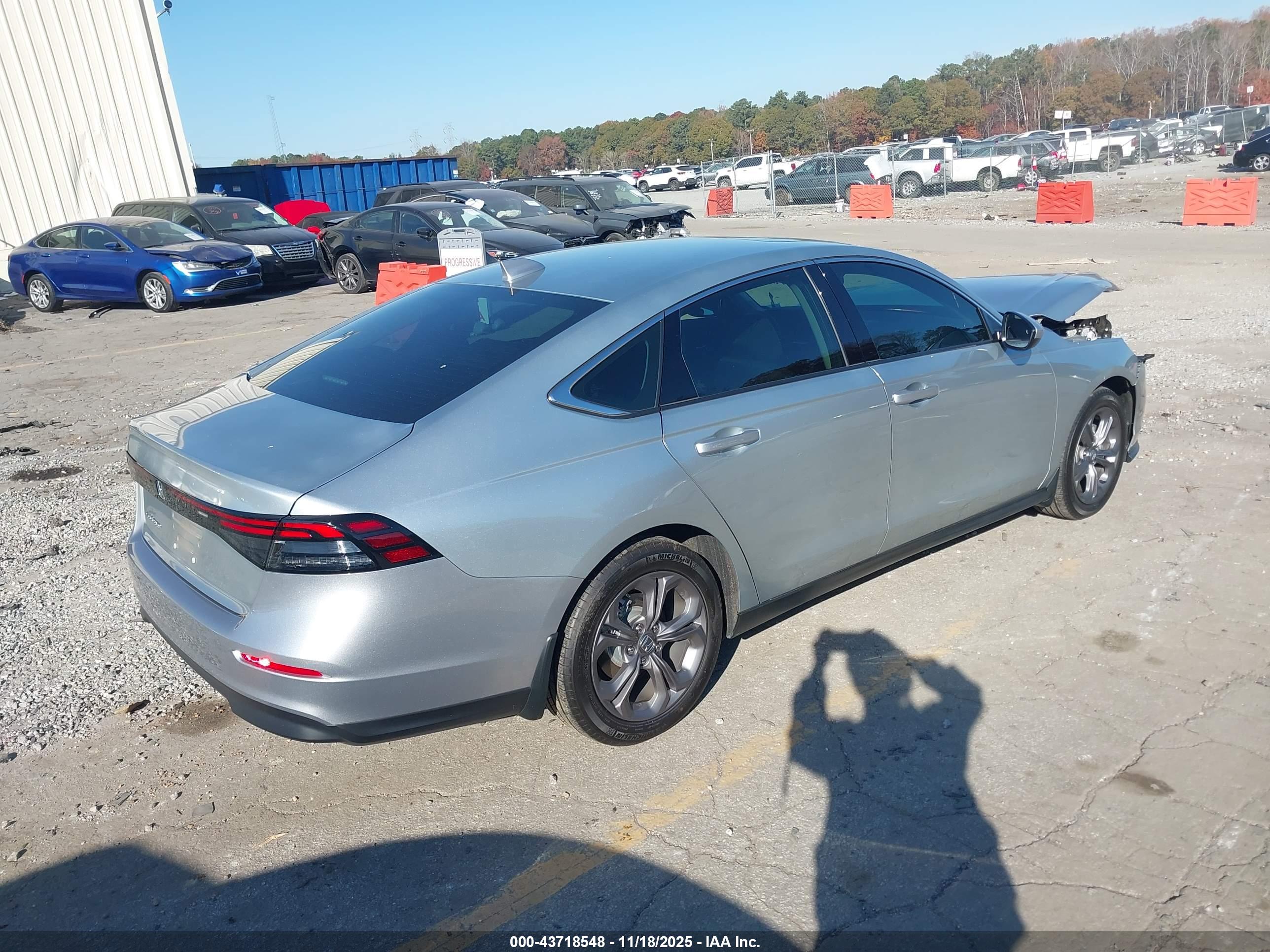 HONDA ACCORD image 4