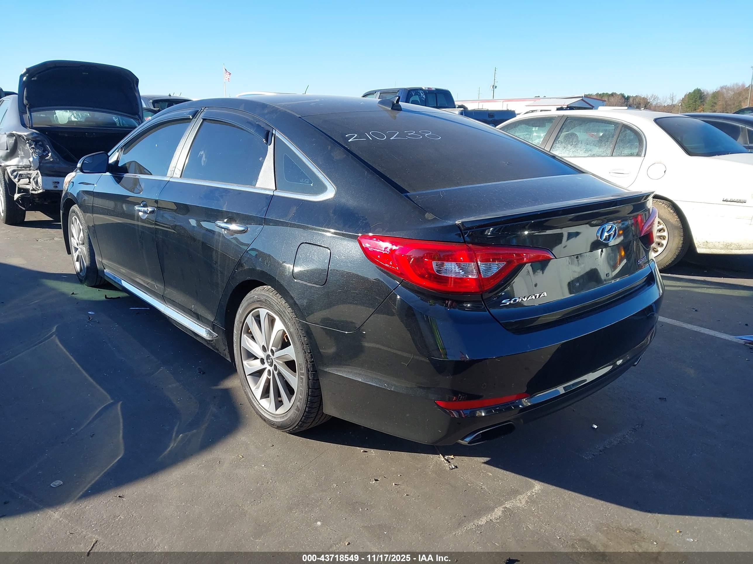 HYUNDAI SONATA image 3