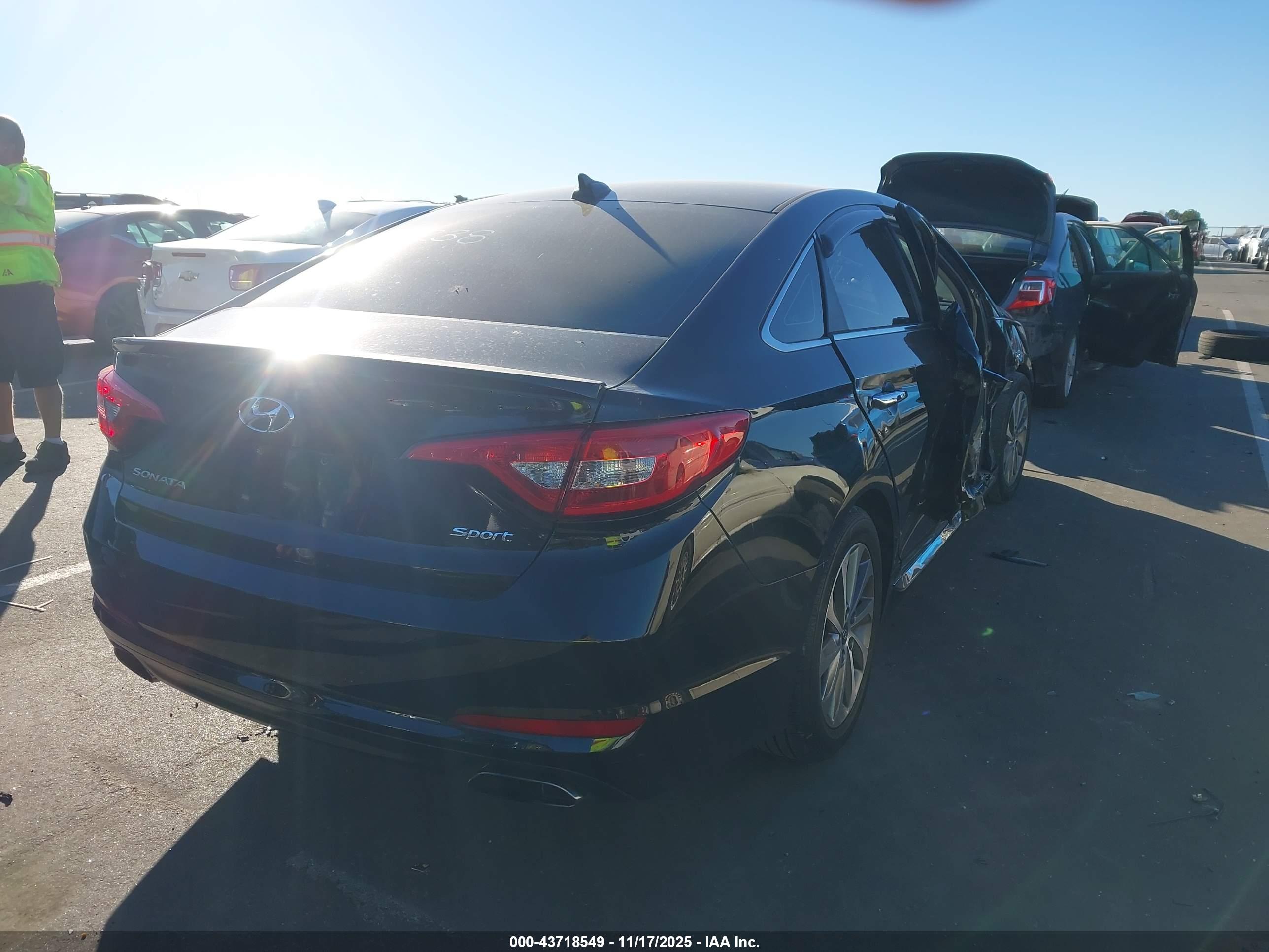 HYUNDAI SONATA image 4