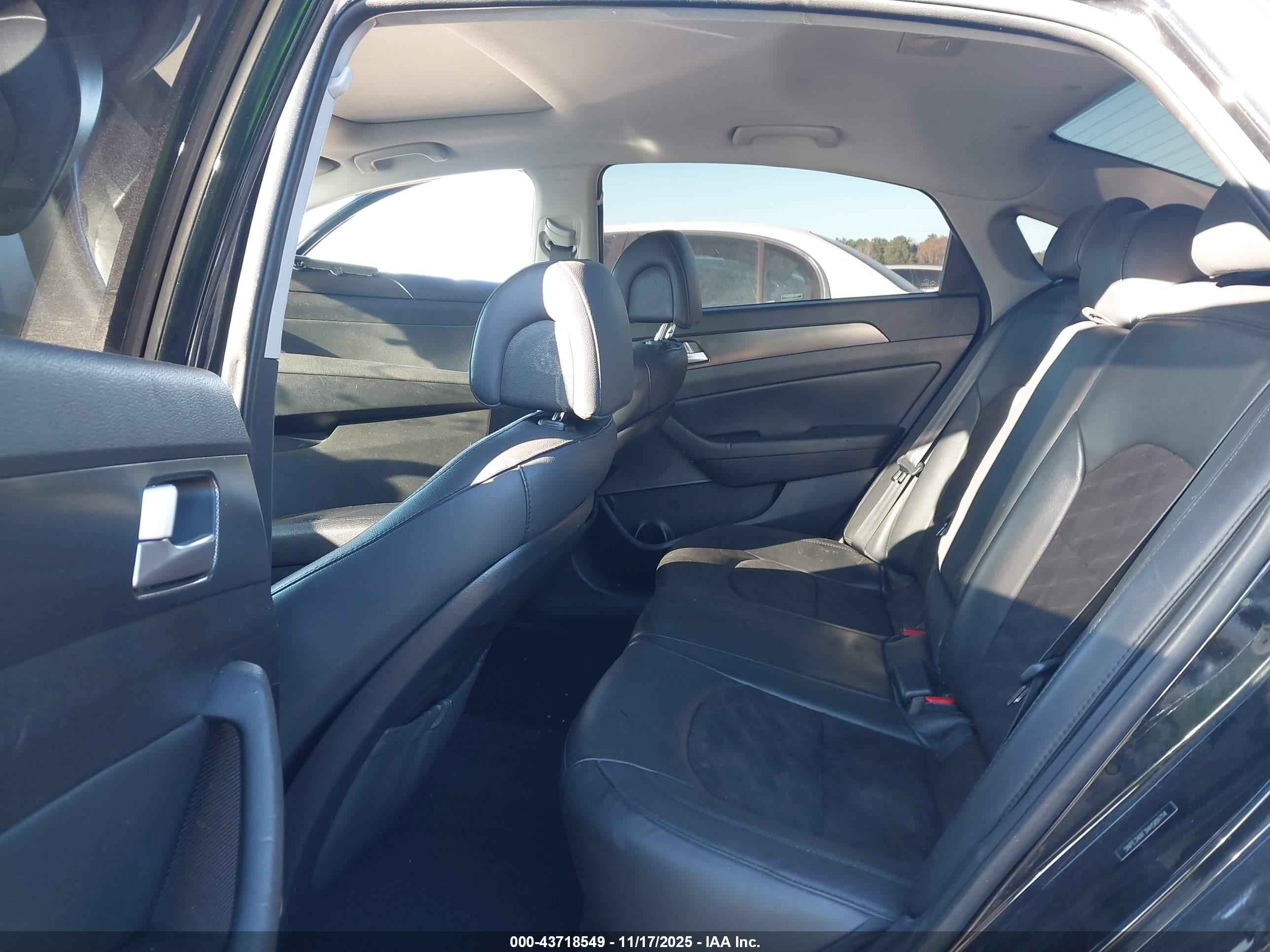HYUNDAI SONATA image 8