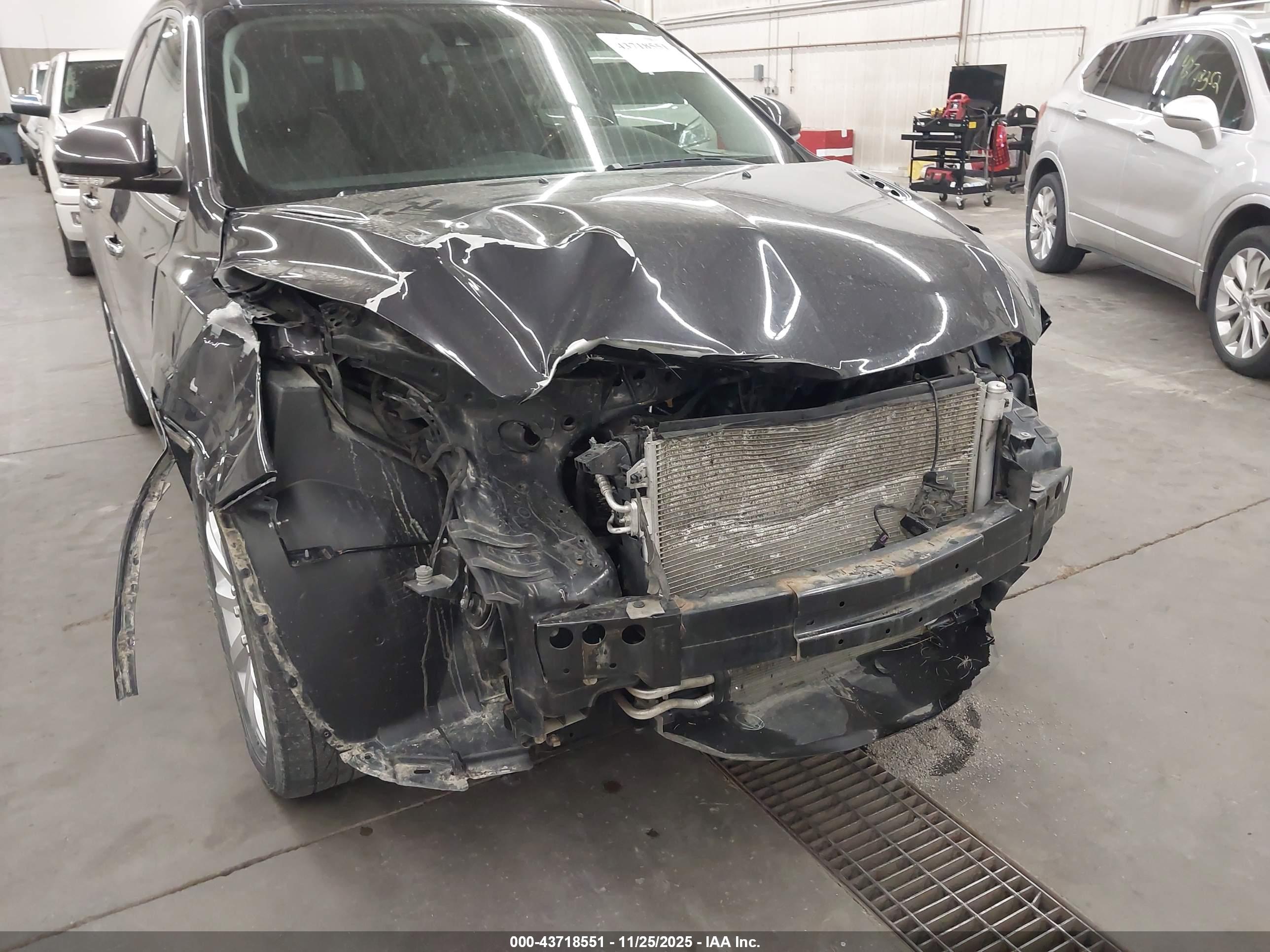 BUICK ENCLAVE image 6