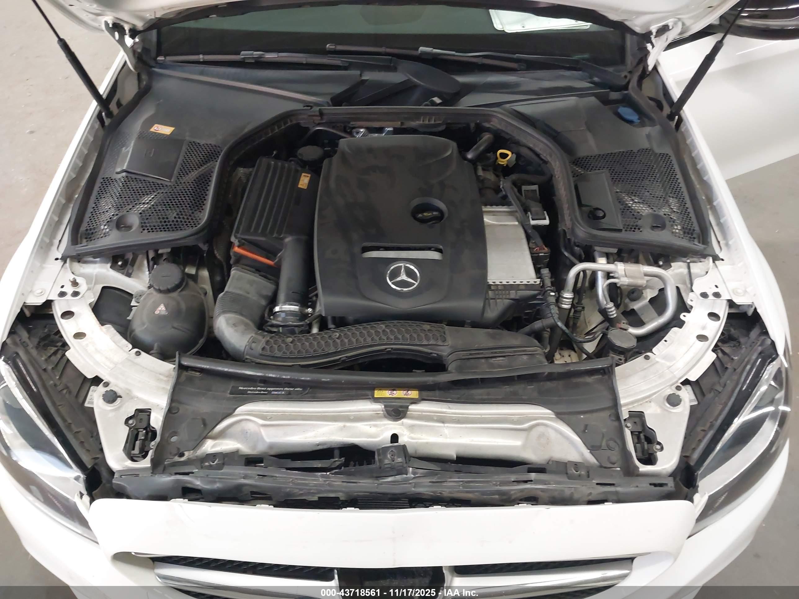 MERCEDES-BENZ C image 10