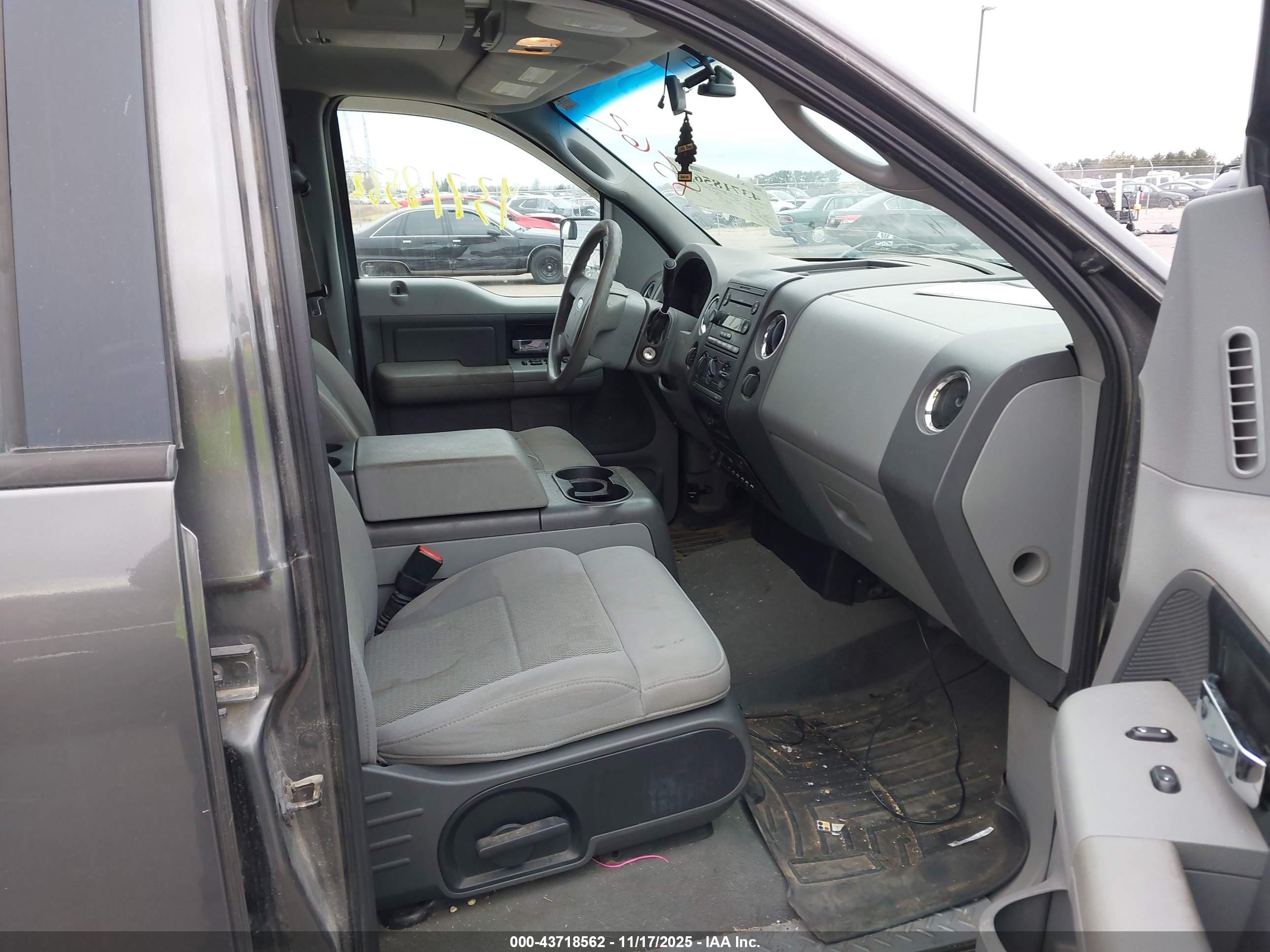 FORD F-150 image 5