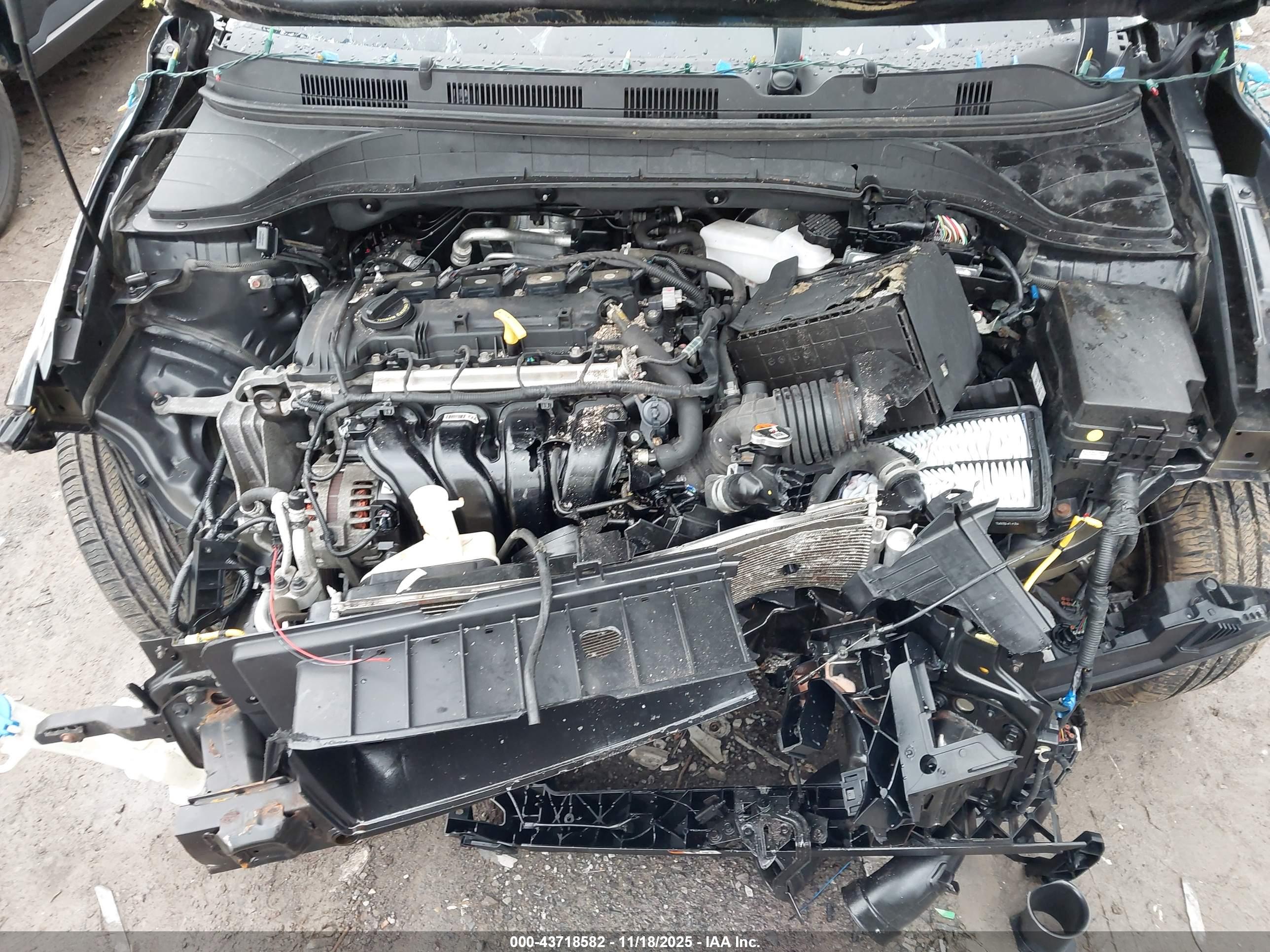 HYUNDAI KONA image 10