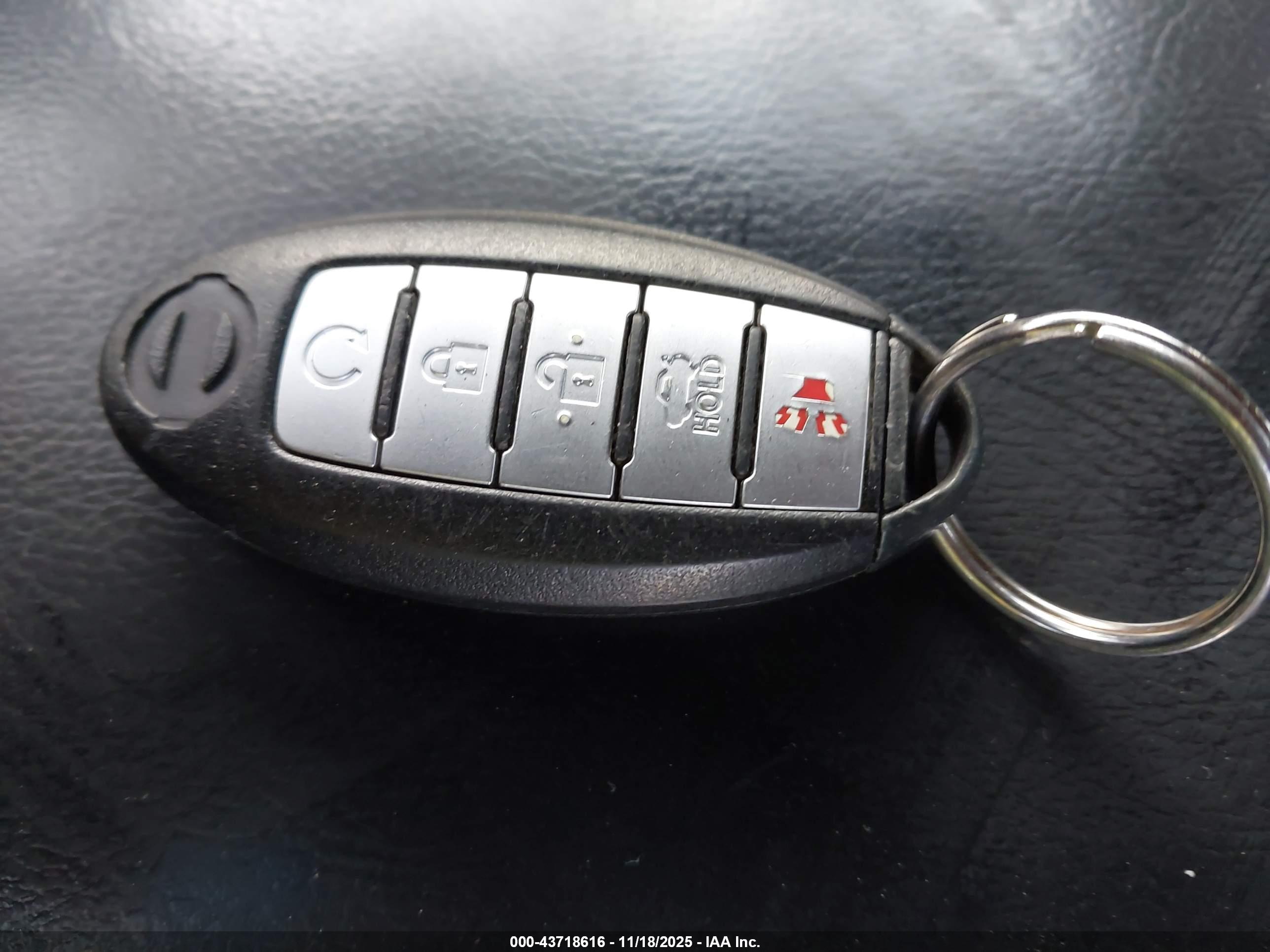 NISSAN ALTIMA image 11