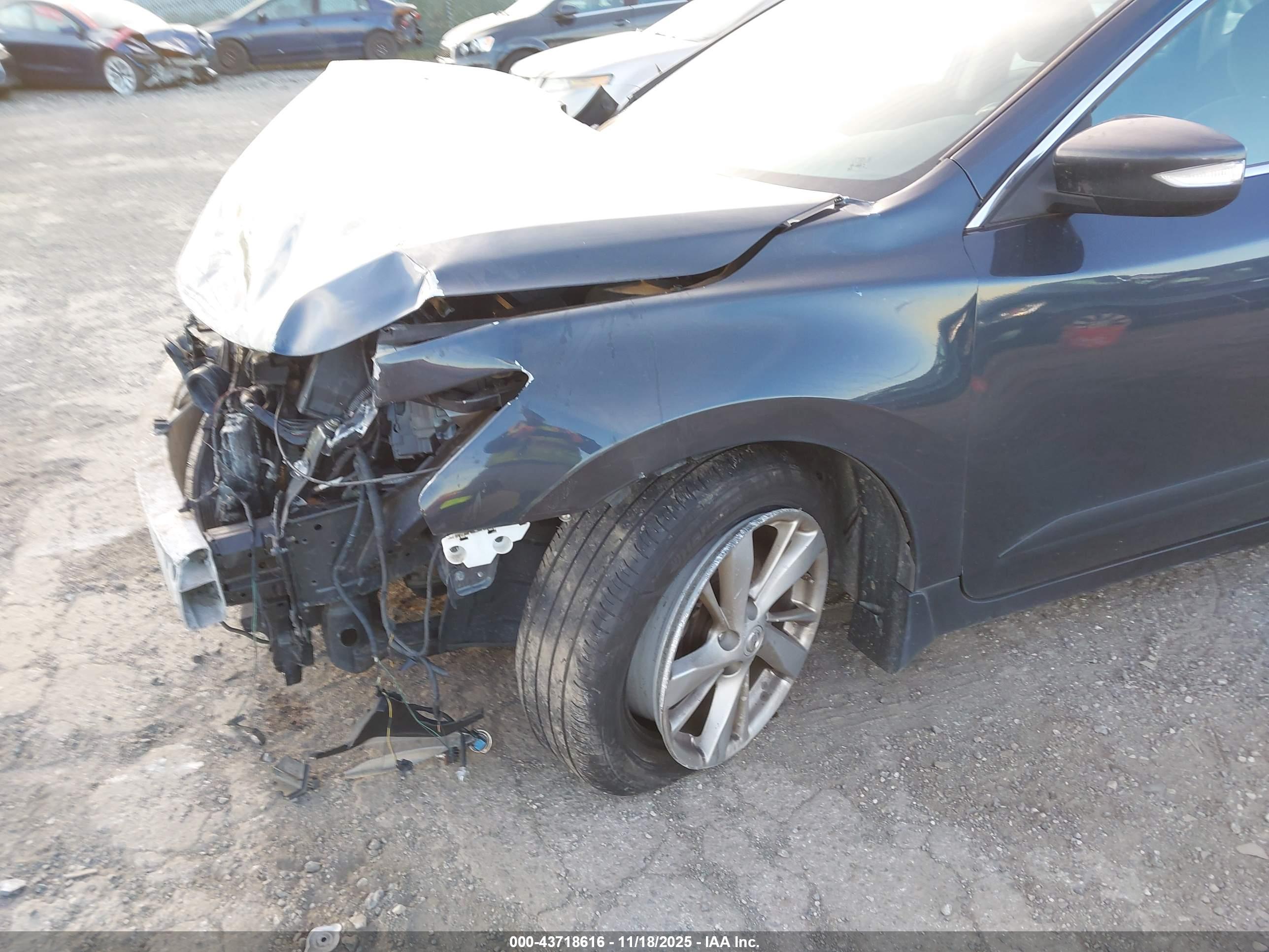 NISSAN ALTIMA image 6