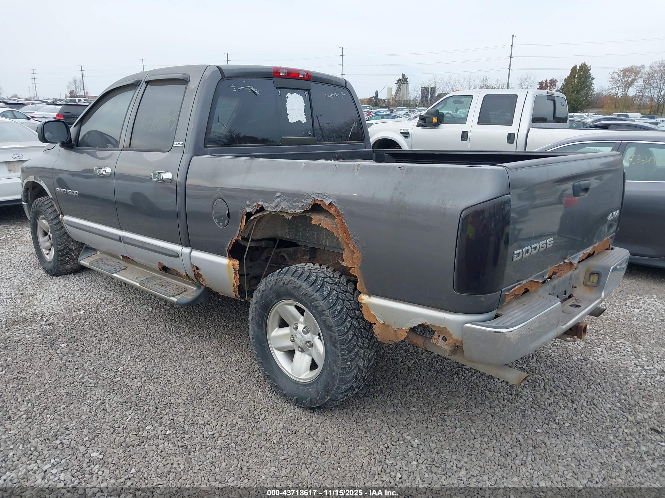 DODGE RAM image 3