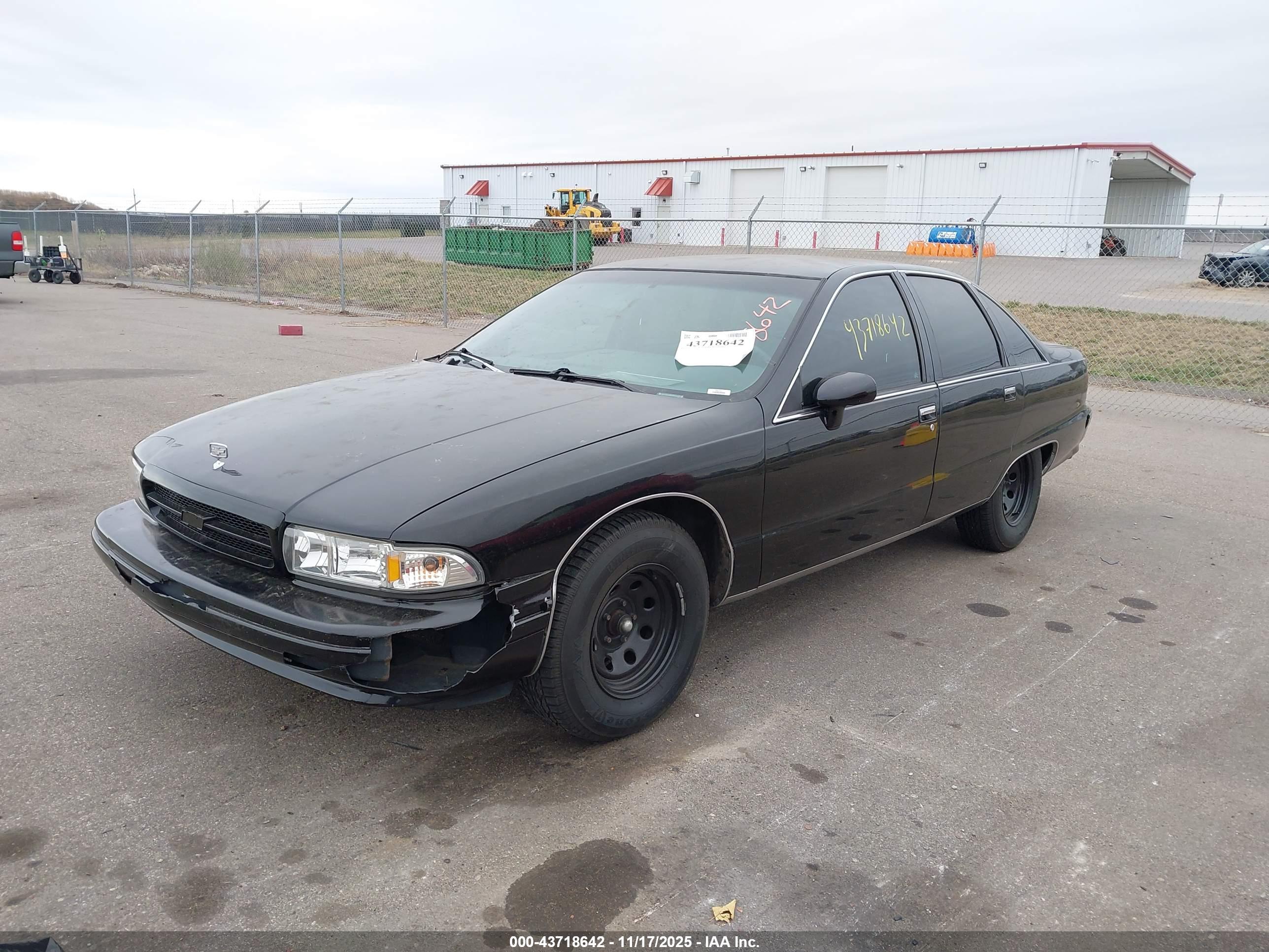 CHEVROLET CAPRICE image 2