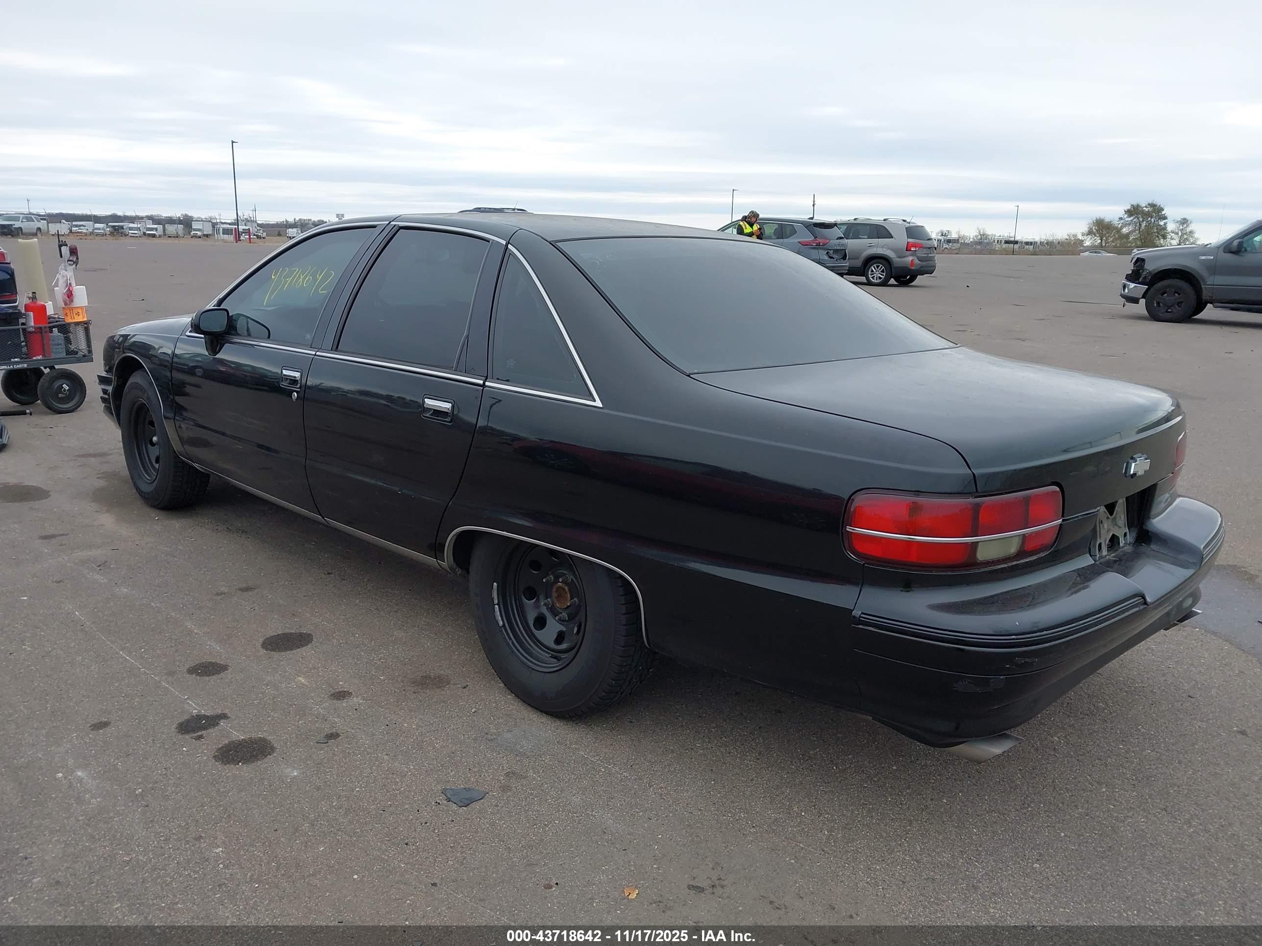 CHEVROLET CAPRICE image 3