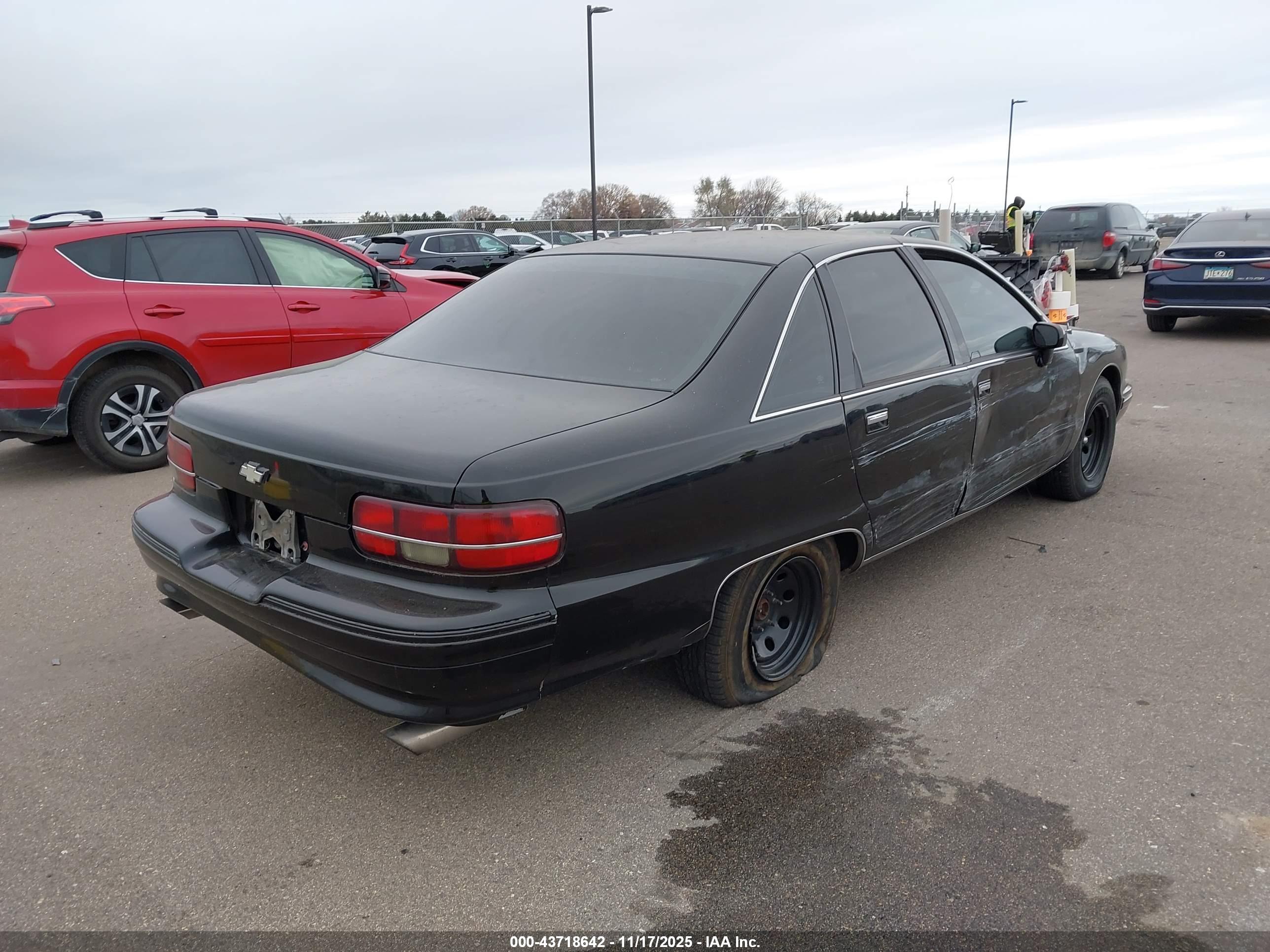 CHEVROLET CAPRICE image 4
