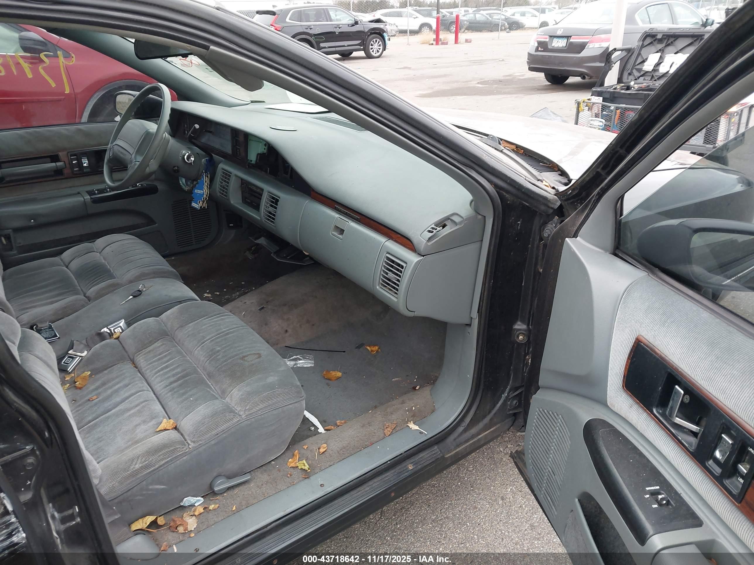 CHEVROLET CAPRICE image 5
