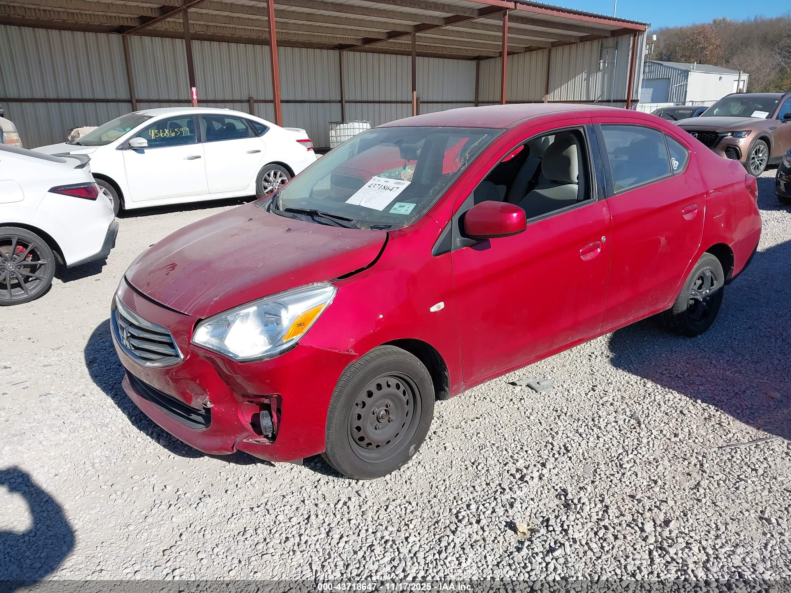 MITSUBISHI MIRAGE image 2