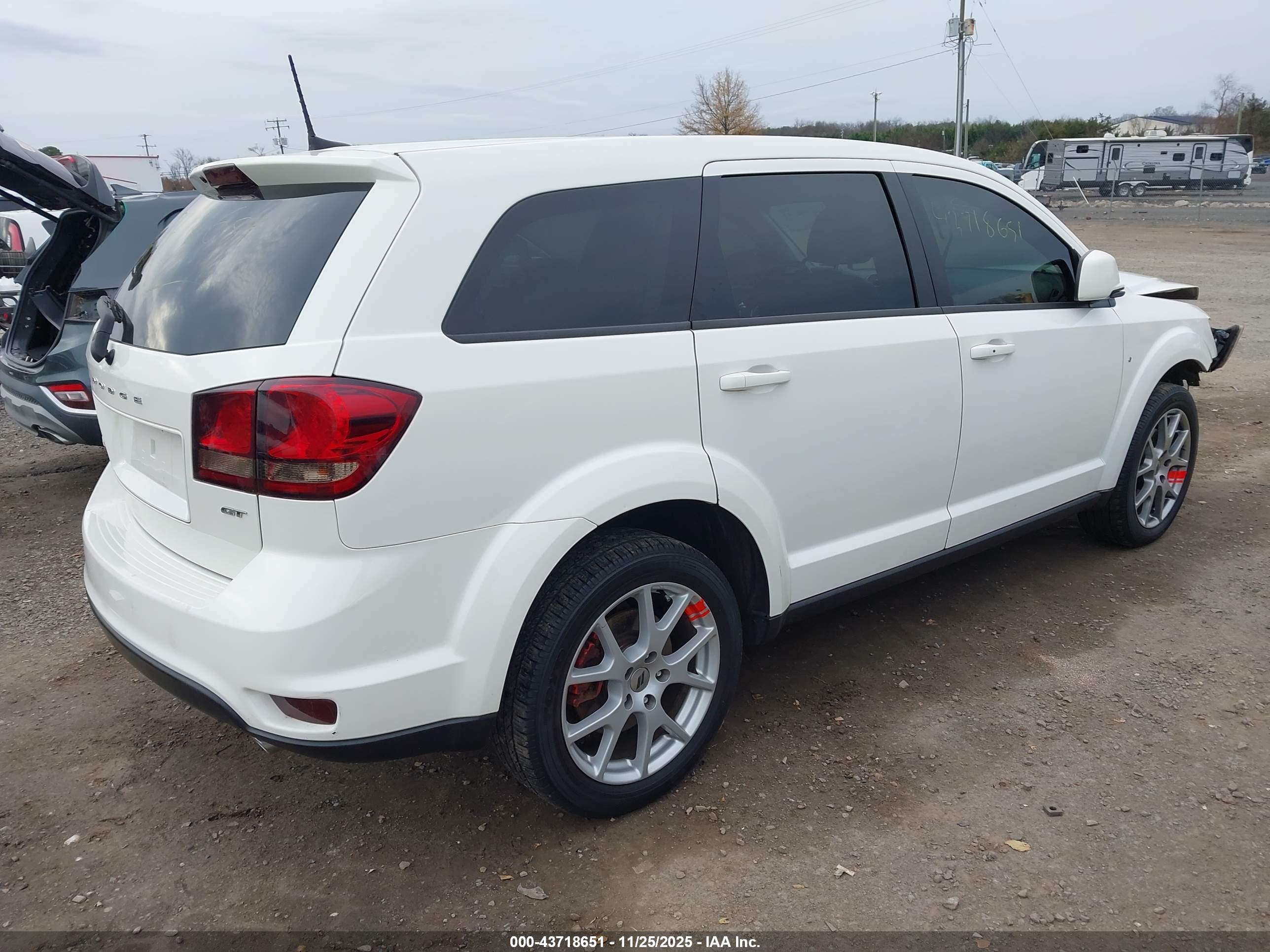 DODGE JOURNEY image 4