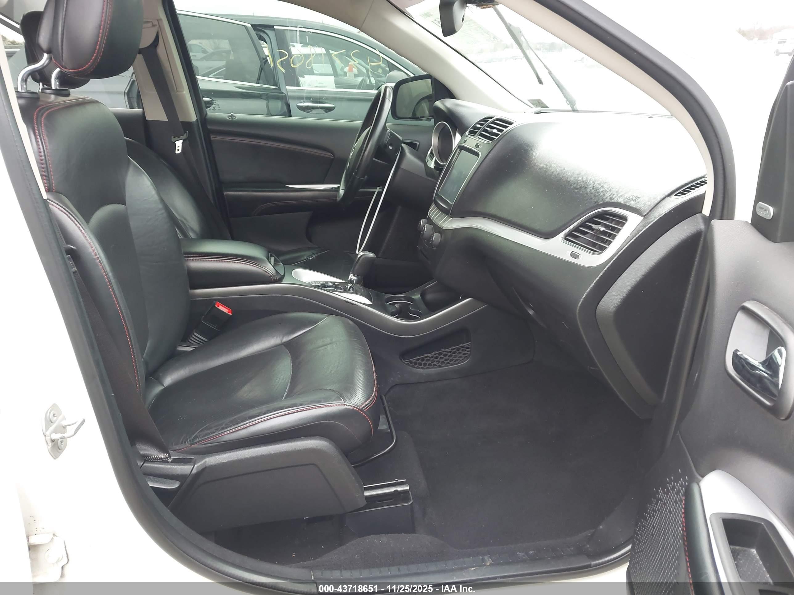 DODGE JOURNEY image 5