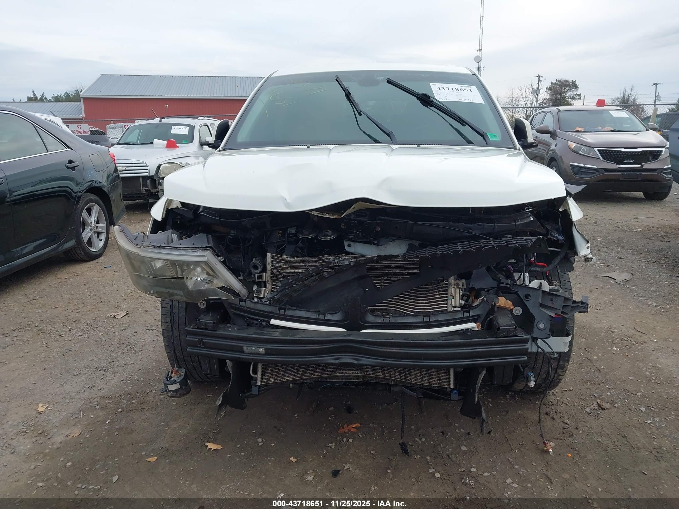 DODGE JOURNEY image 6