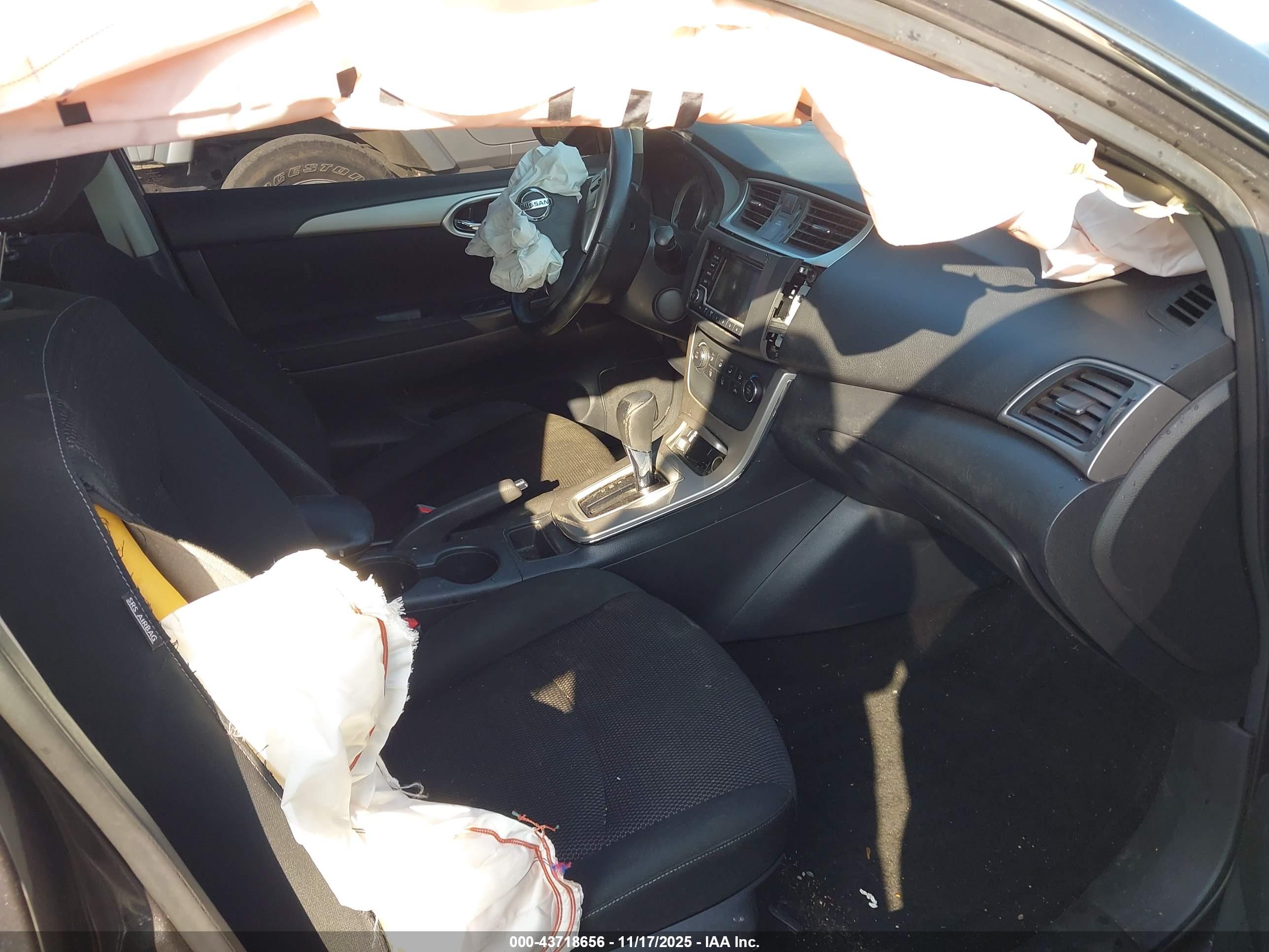 NISSAN SENTRA image 5