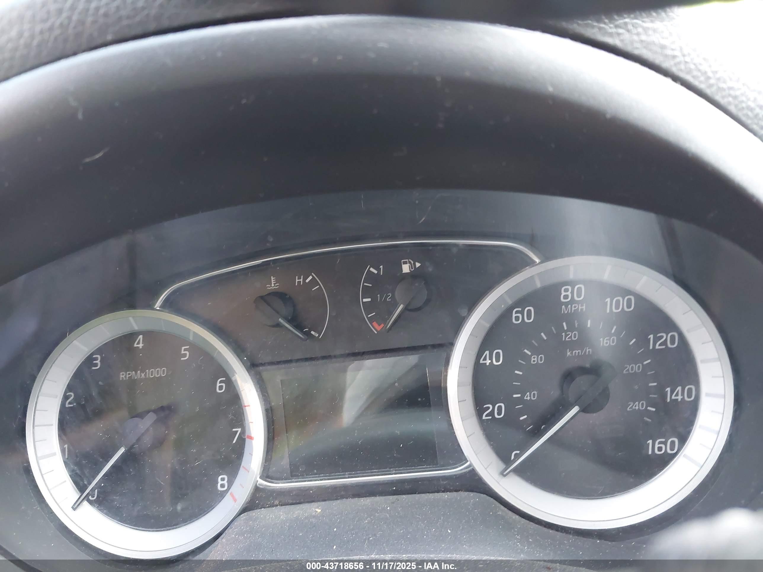NISSAN SENTRA image 7