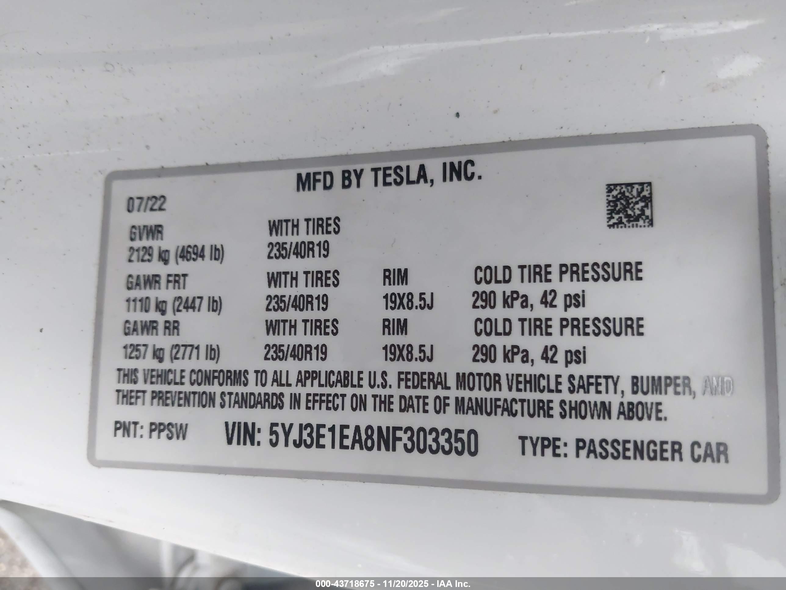 TESLA MODEL image 9