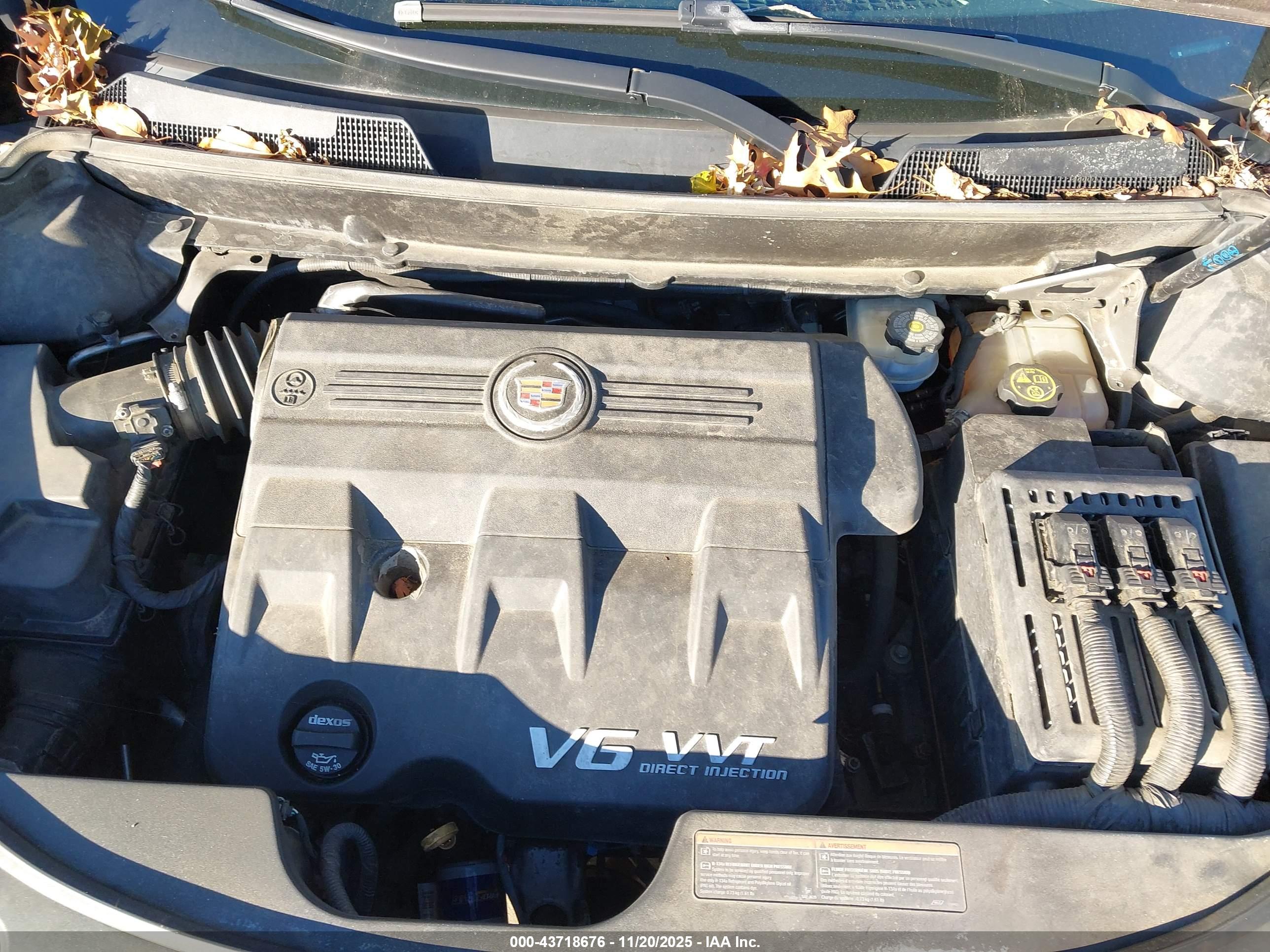 CADILLAC SRX image 10