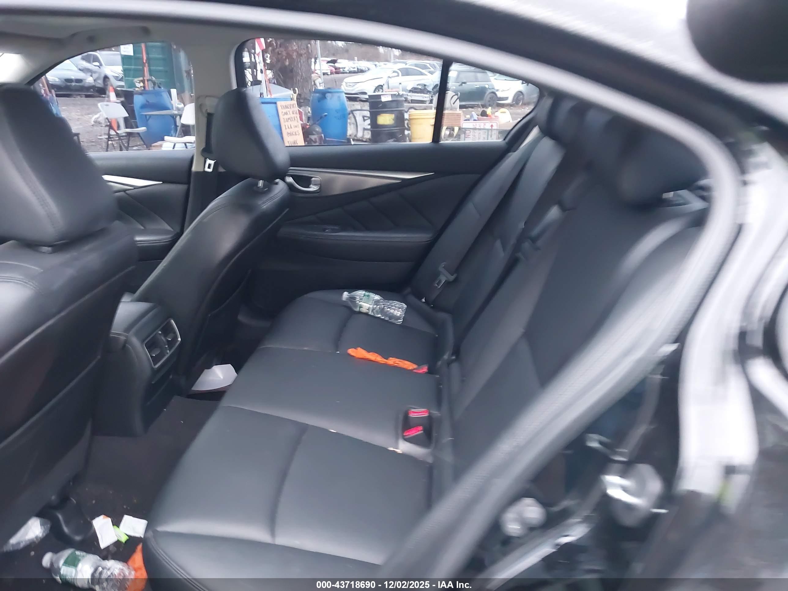 INFINITI Q50 image 8