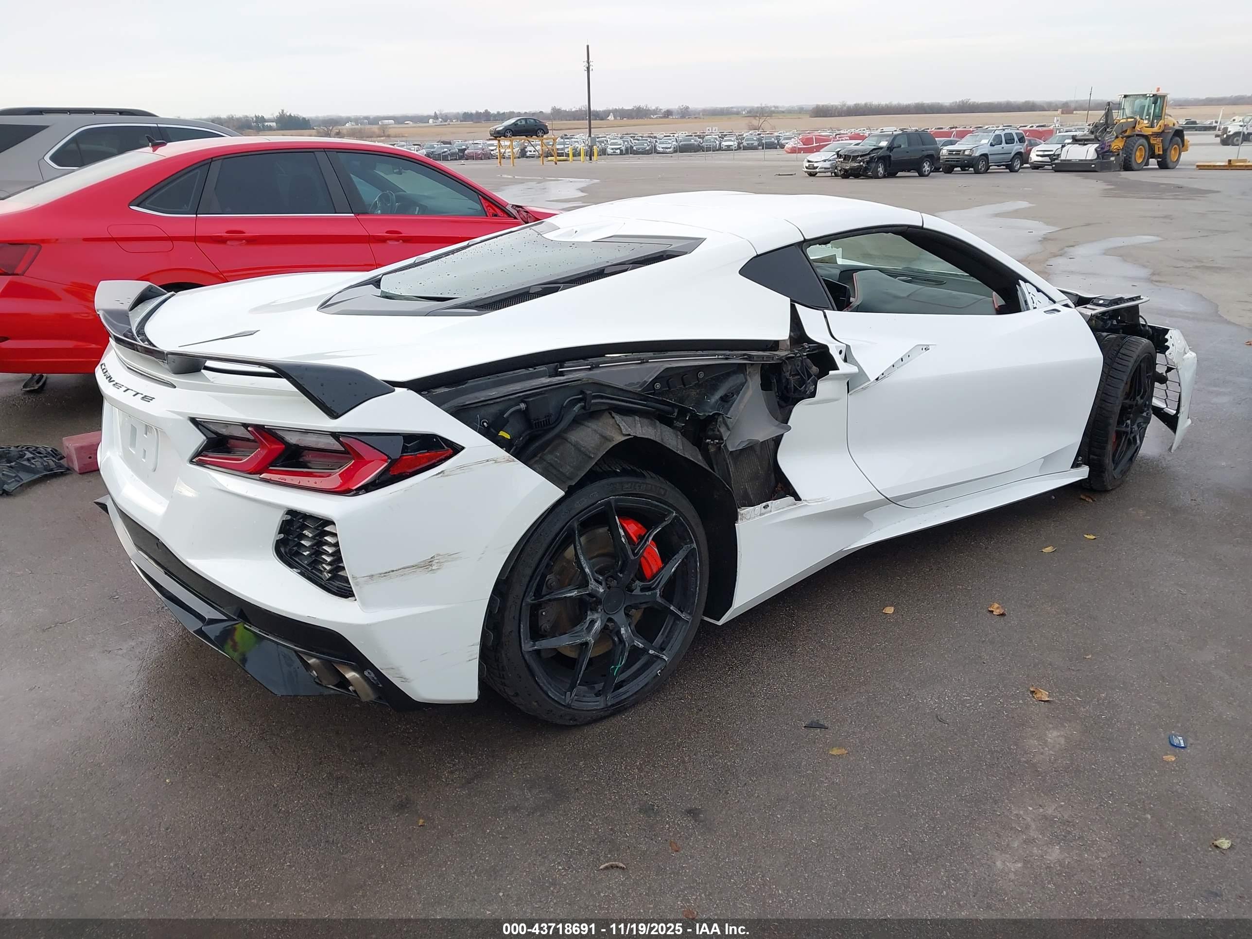 CHEVROLET CORVETTE image 4