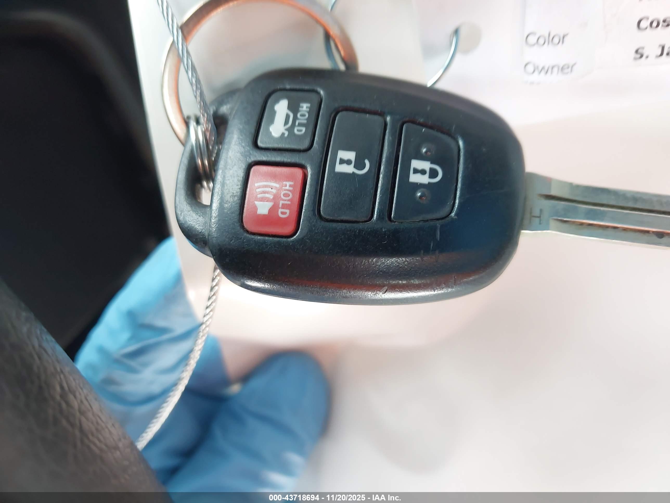 TOYOTA CAMRY image 11