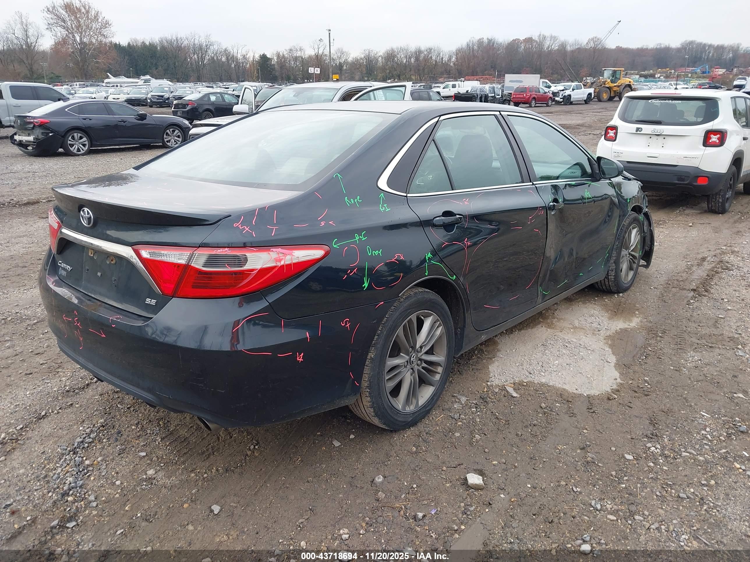 TOYOTA CAMRY image 4