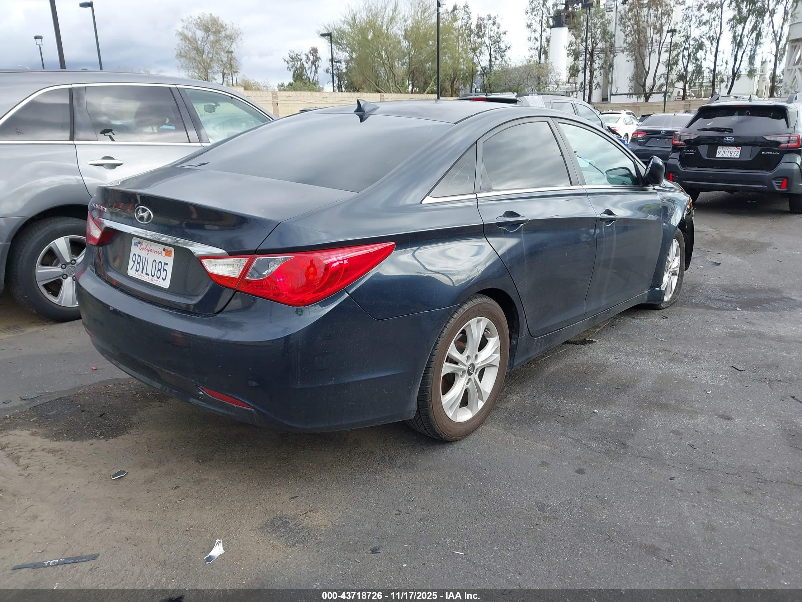 HYUNDAI SONATA image 4