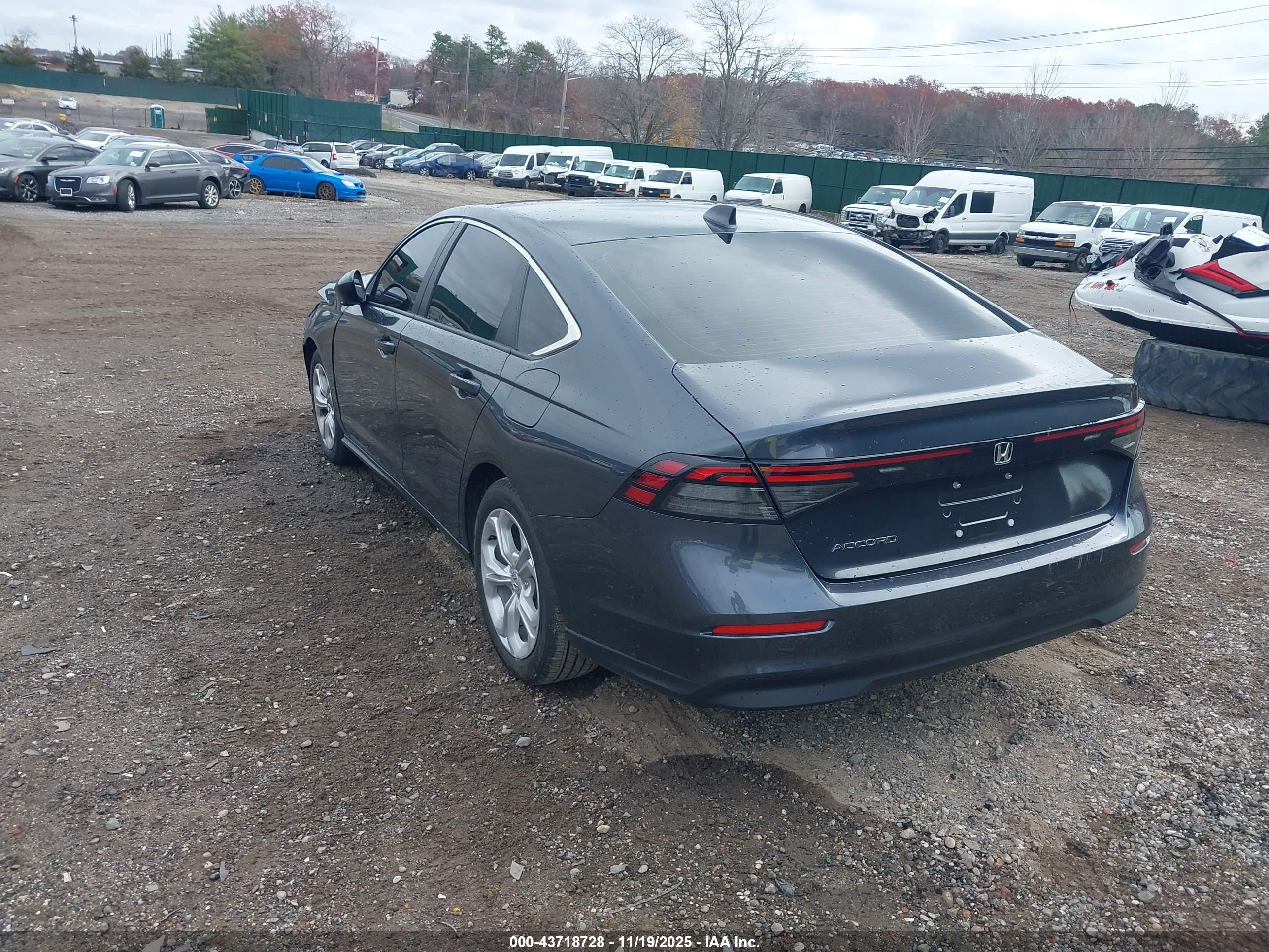 HONDA ACCORD image 3