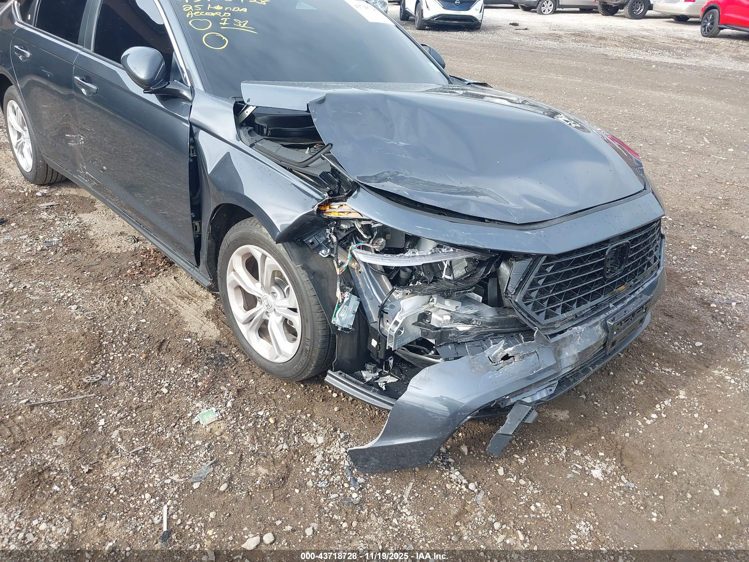 HONDA ACCORD image 6