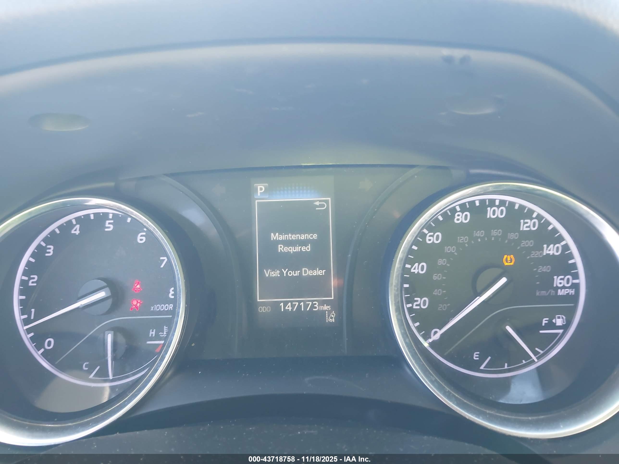 TOYOTA CAMRY image 7