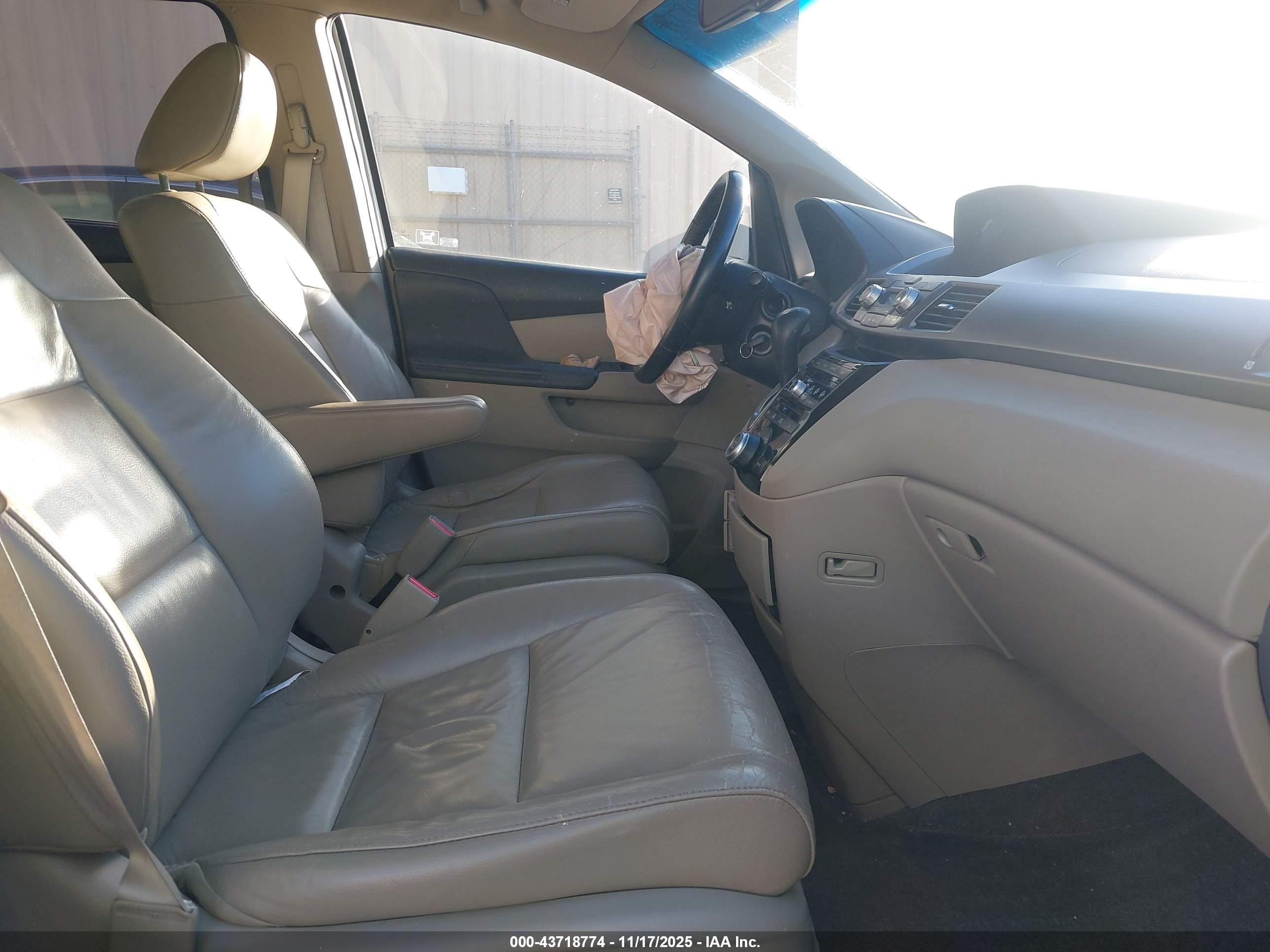 HONDA ODYSSEY image 5