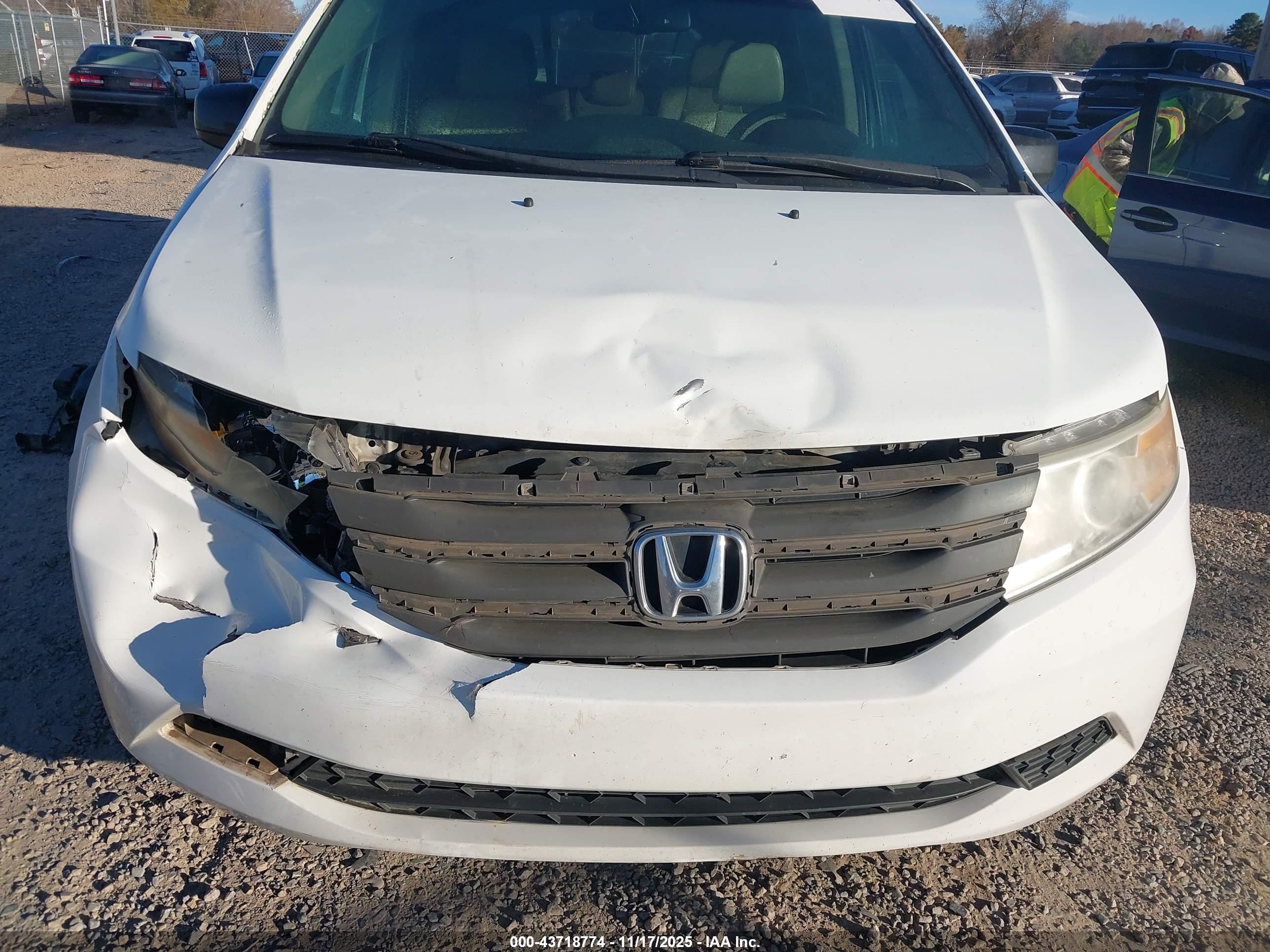 HONDA ODYSSEY image 6