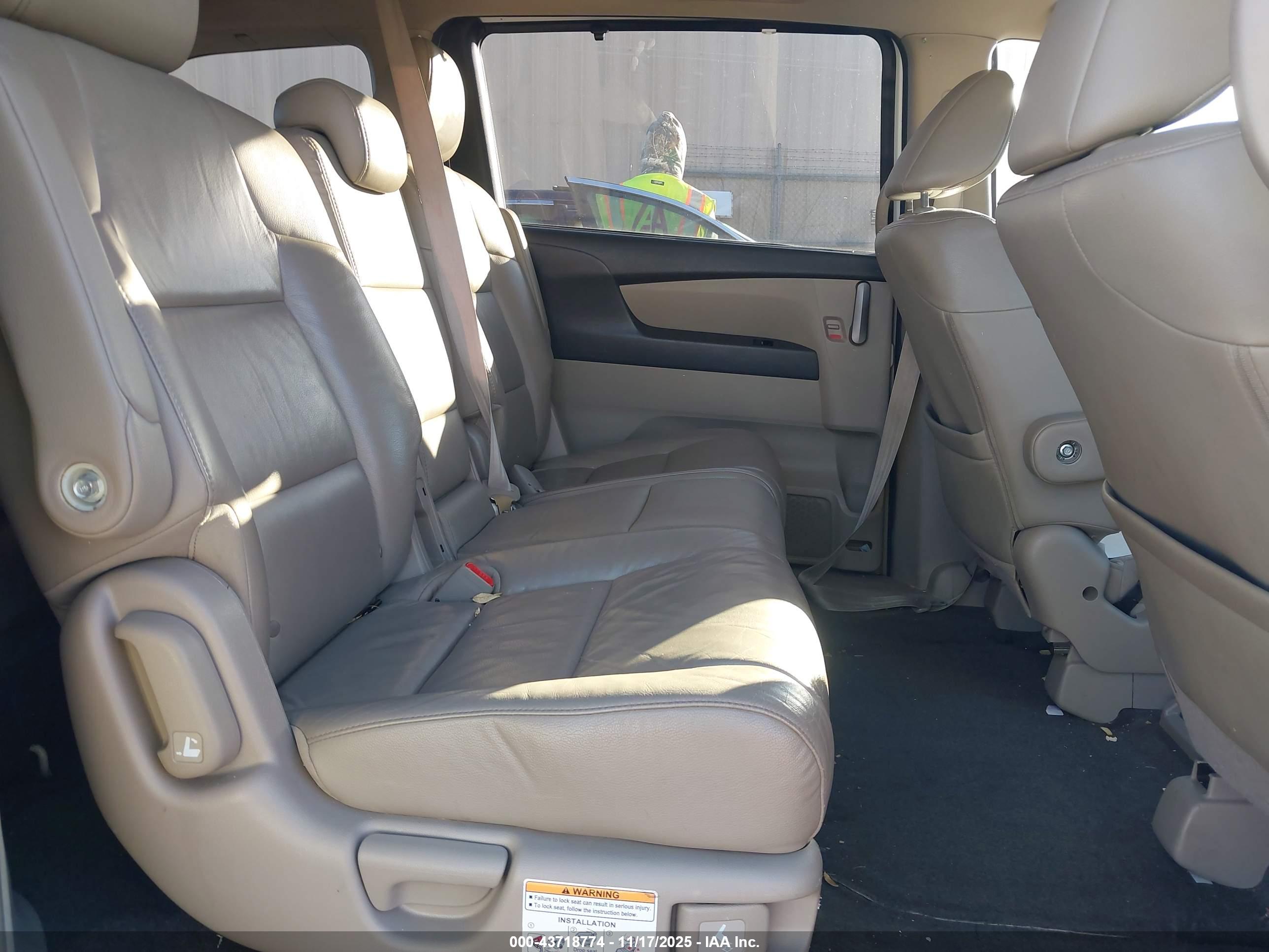 HONDA ODYSSEY image 8