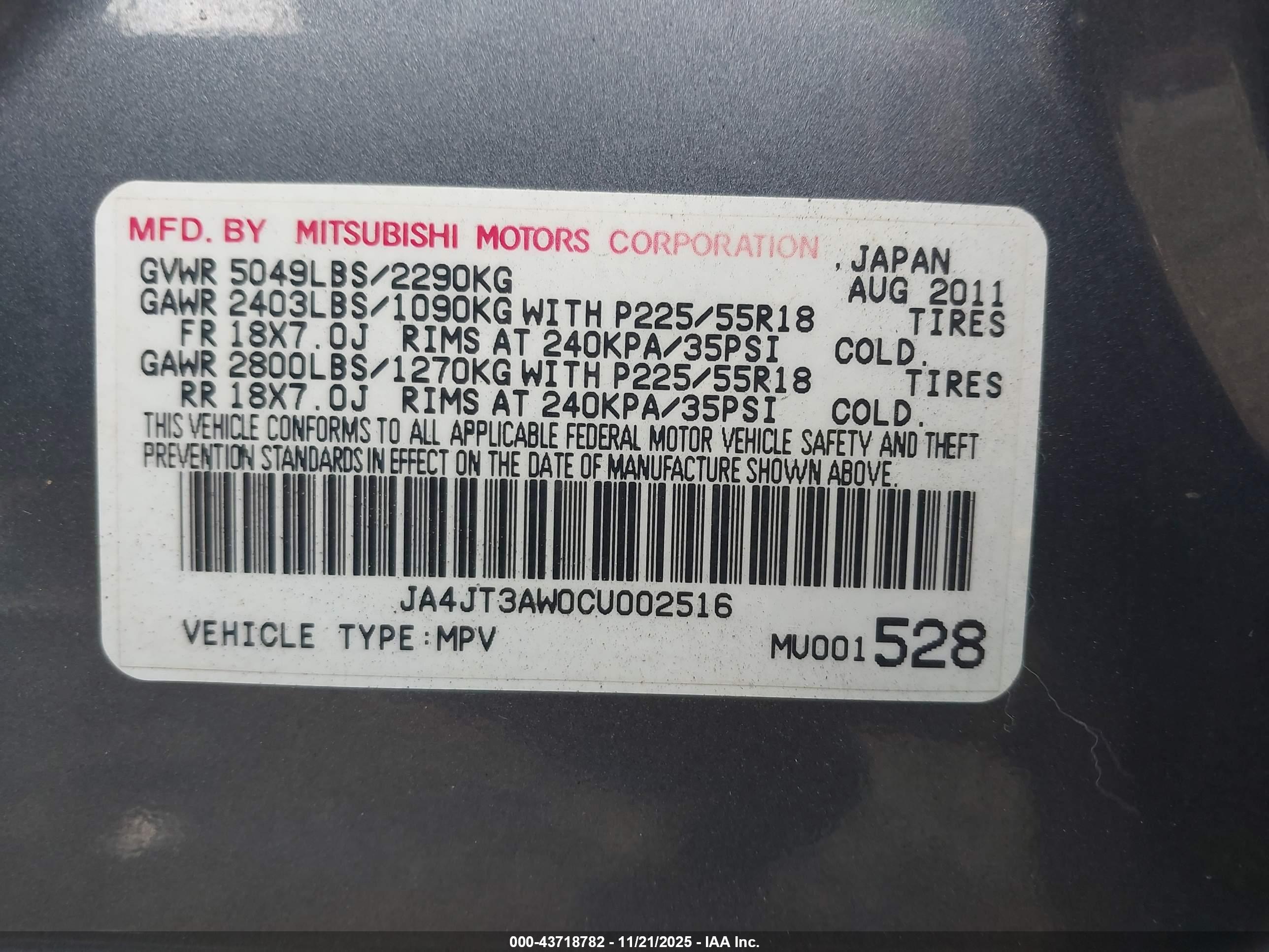 MITSUBISHI OUTLANDER image 9