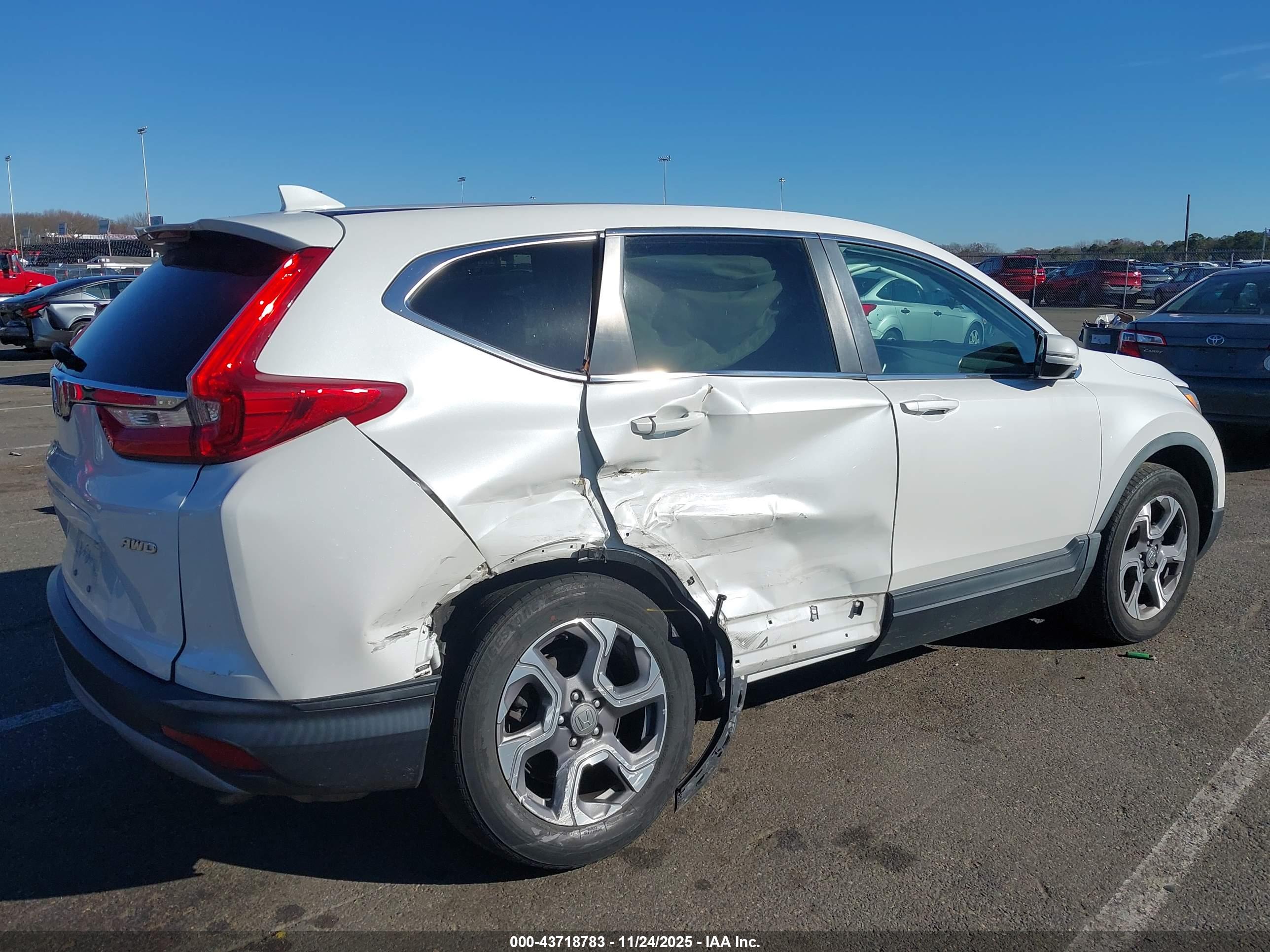 HONDA CR-V image 6