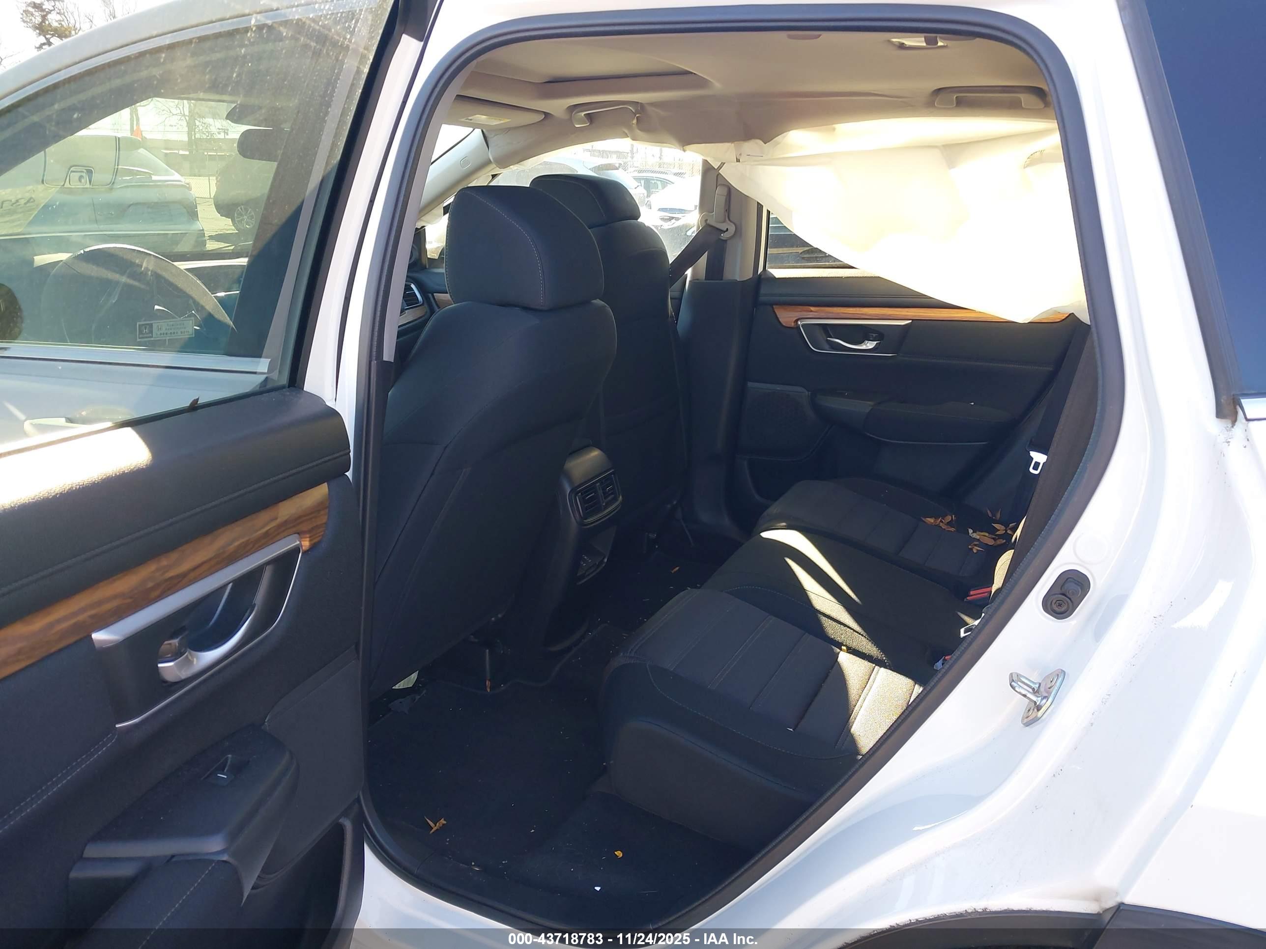 HONDA CR-V image 8