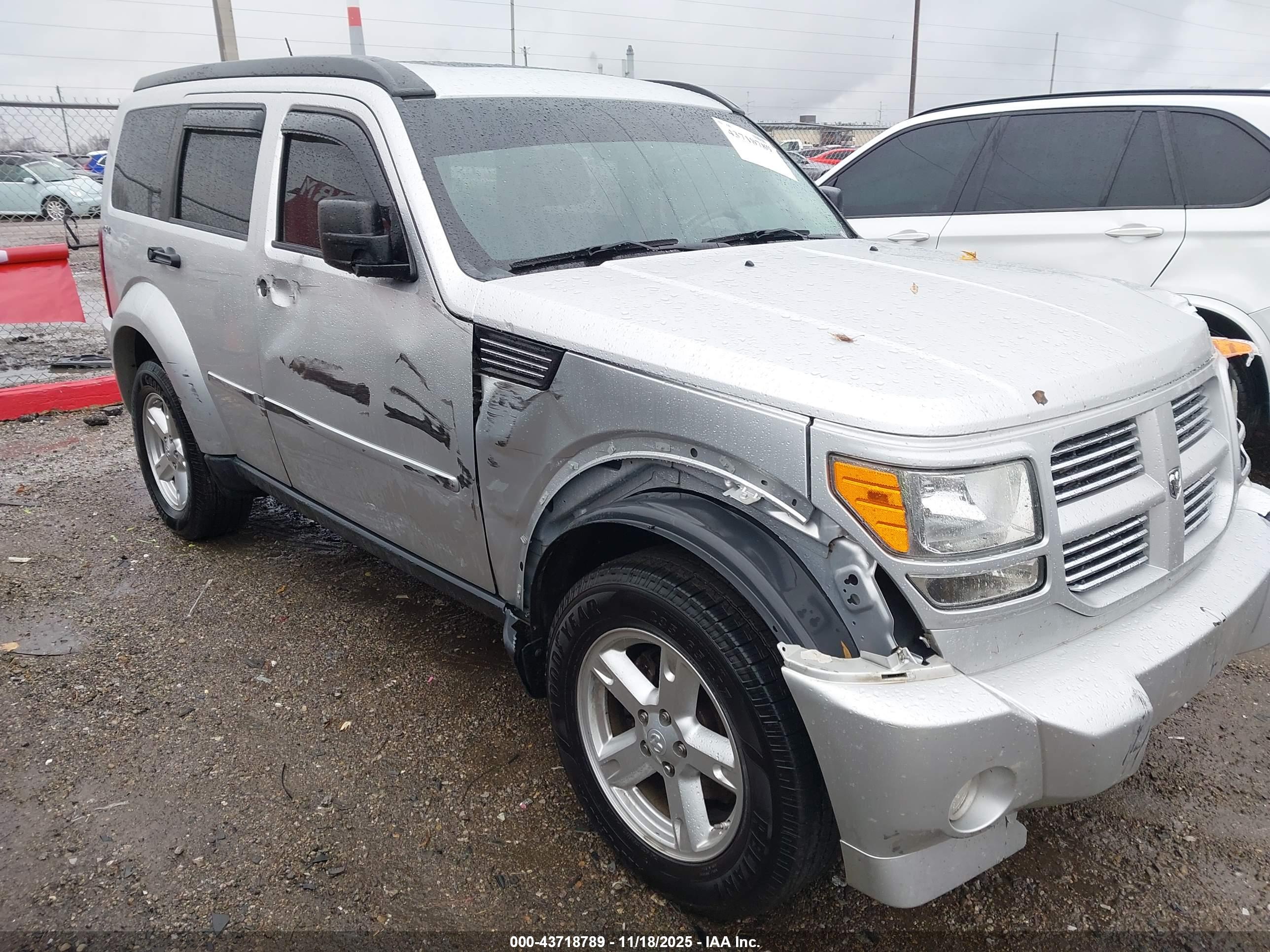 DODGE NITRO image 6