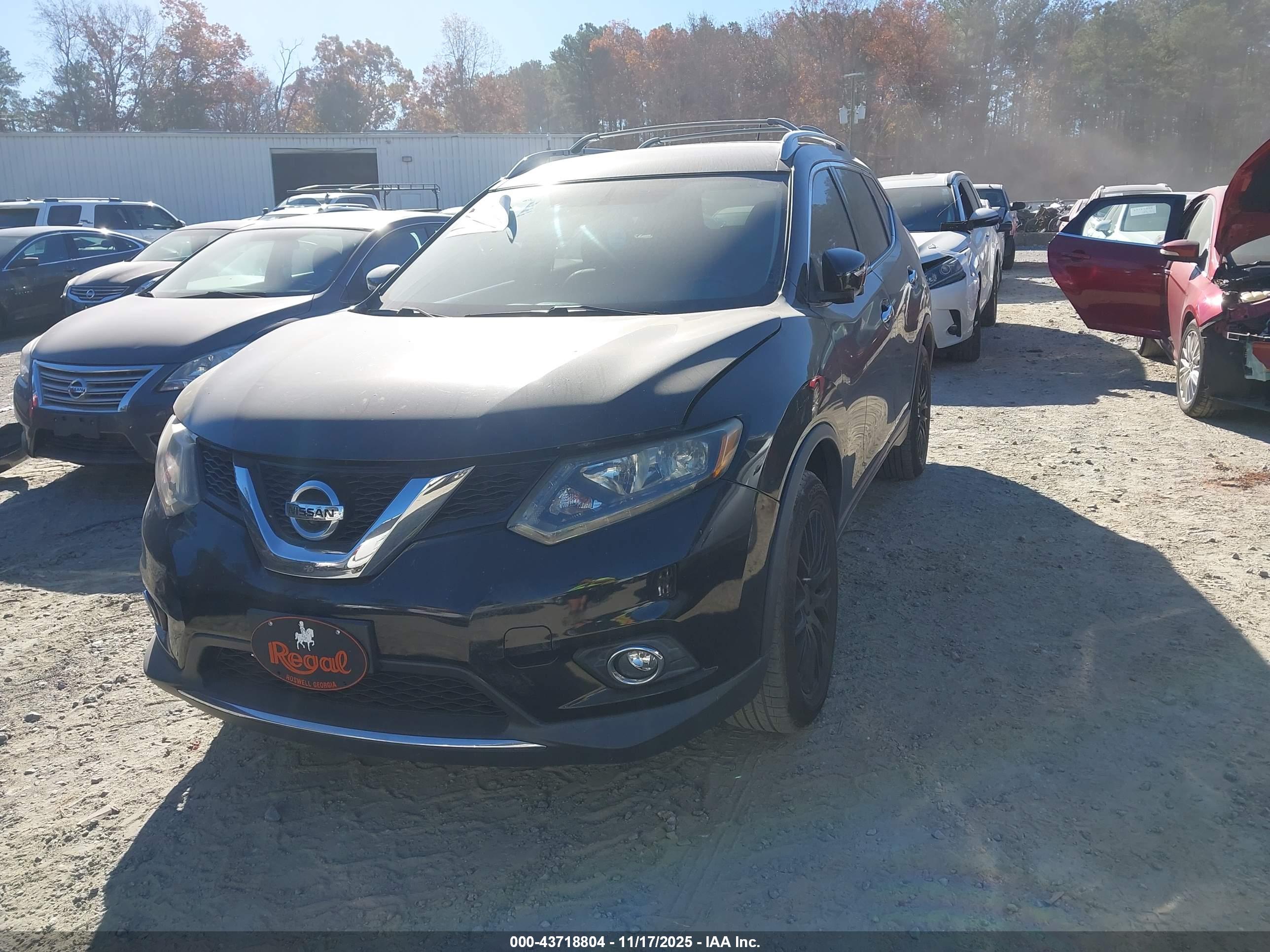 NISSAN ROGUE image 2