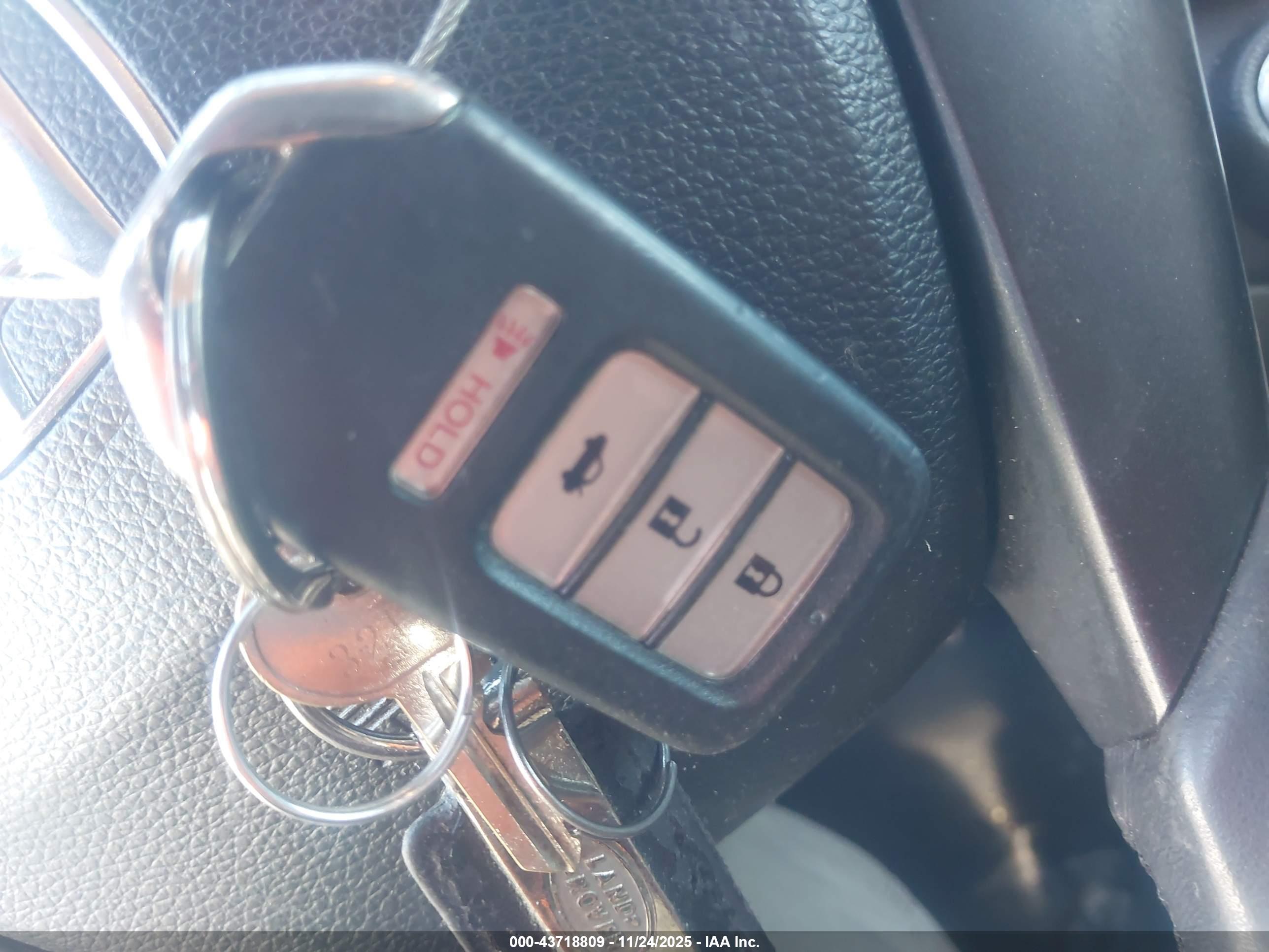 HONDA ACCORD image 11