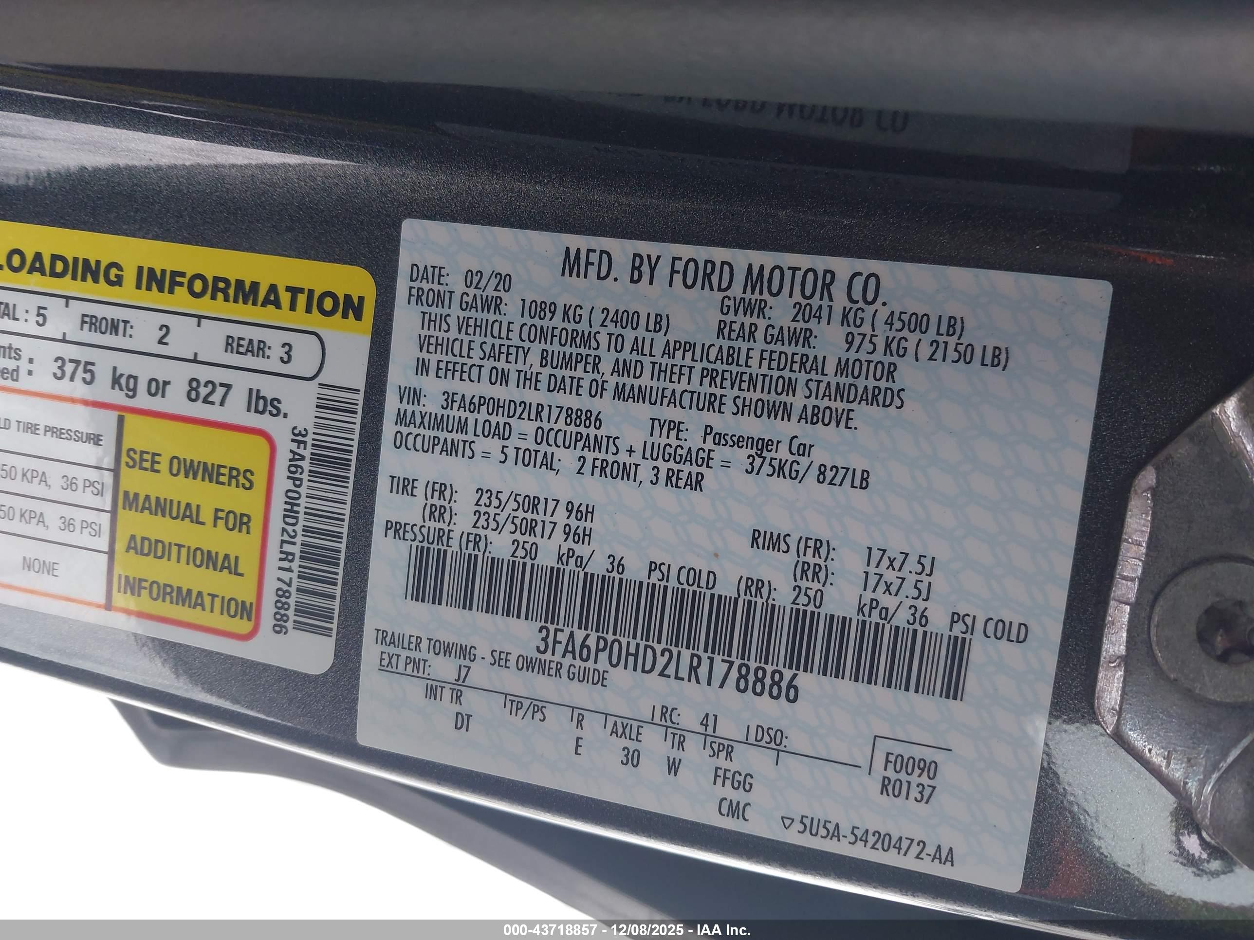 FORD FUSION image 9