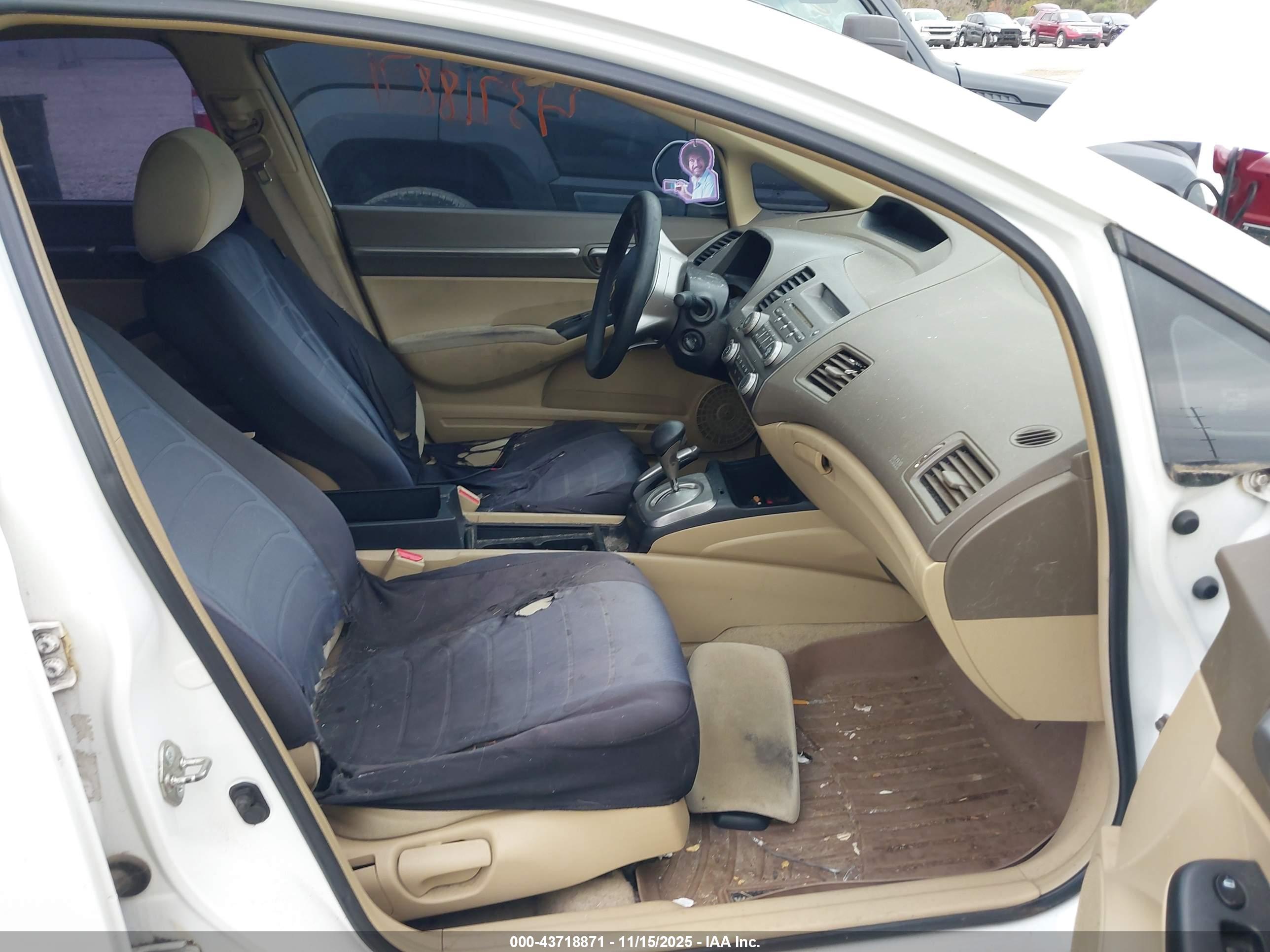 HONDA CIVIC image 5