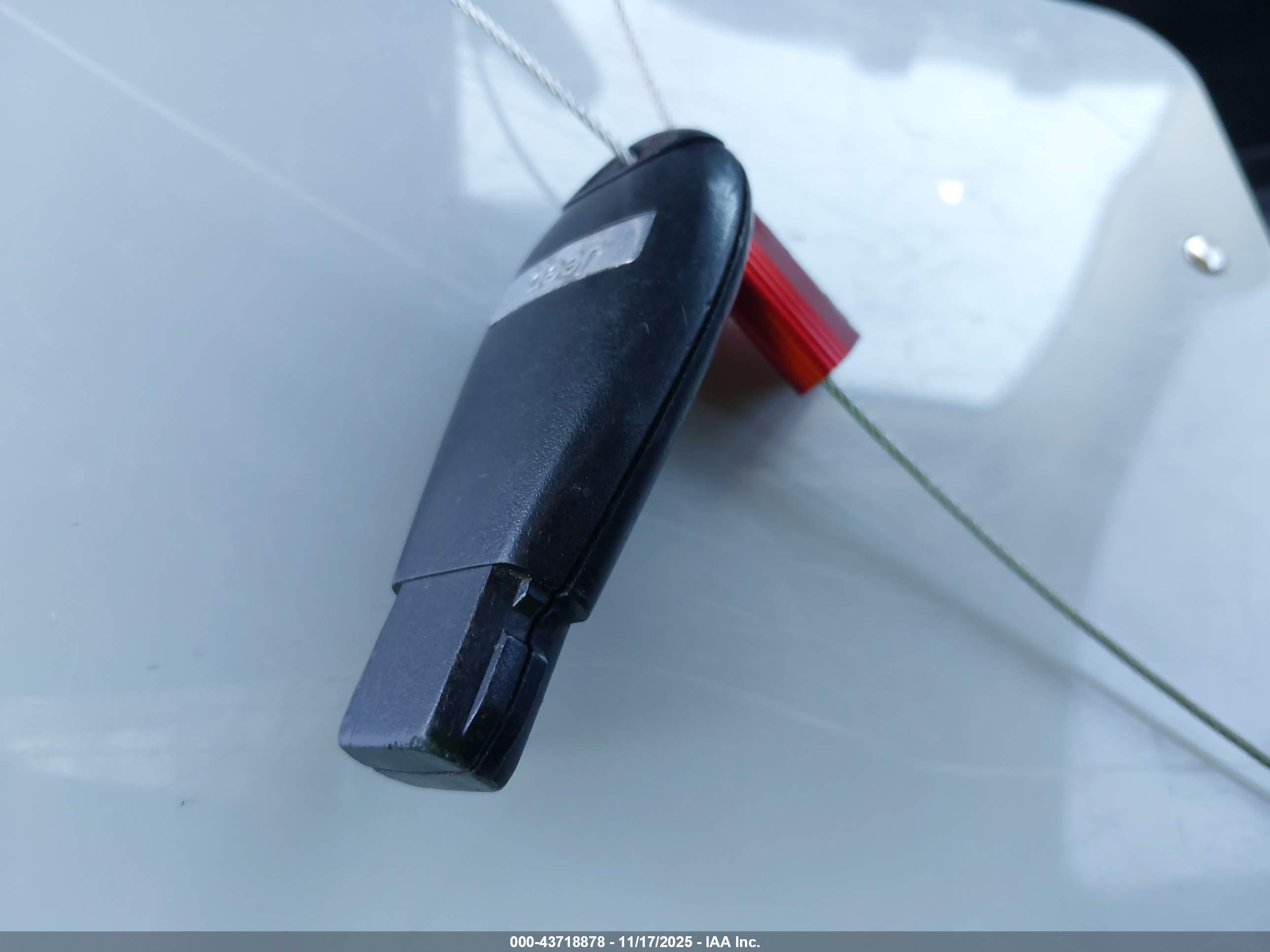 JEEP CHEROKEE image 11