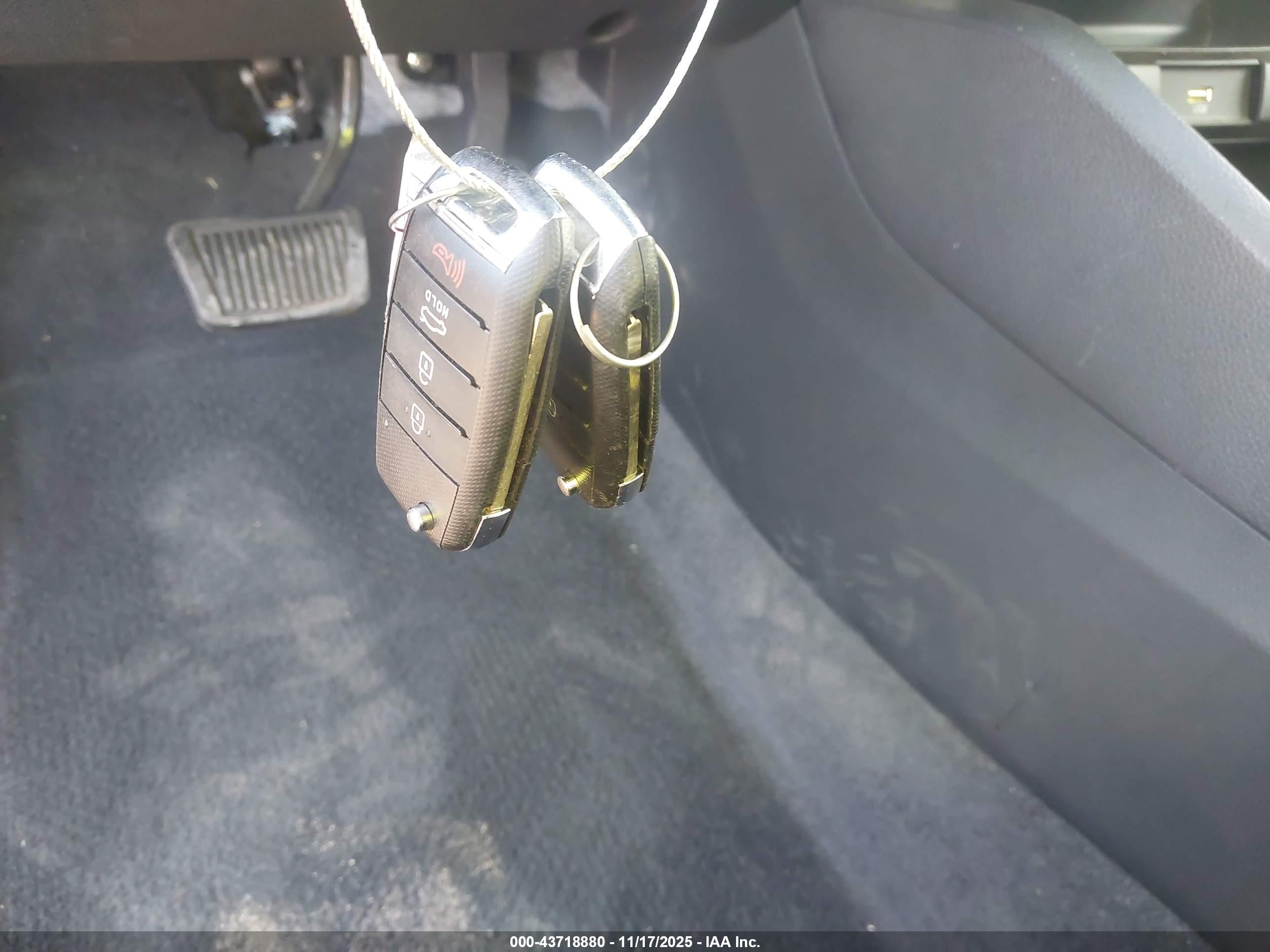 KIA RIO image 11
