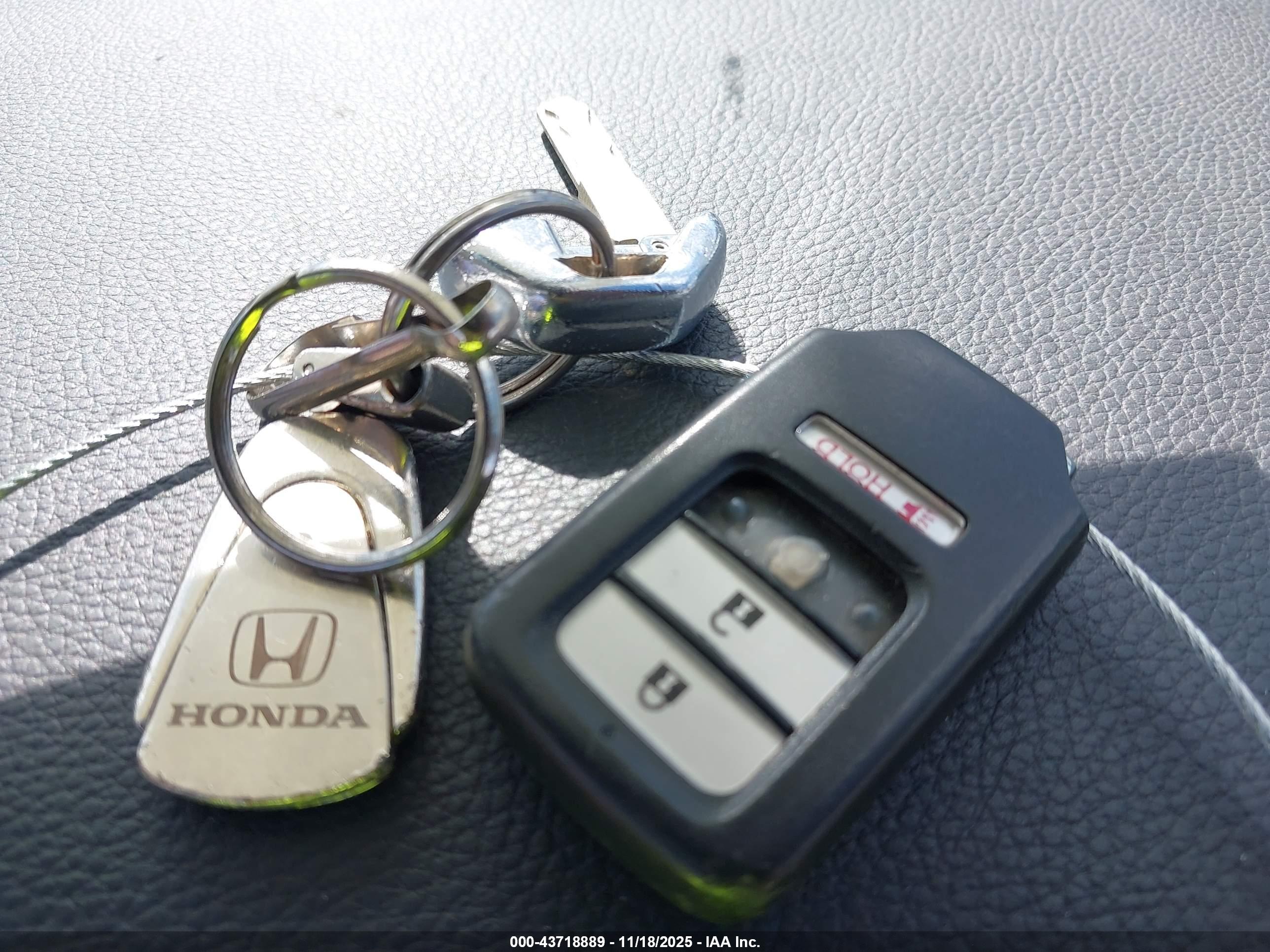 HONDA ACCORD image 11