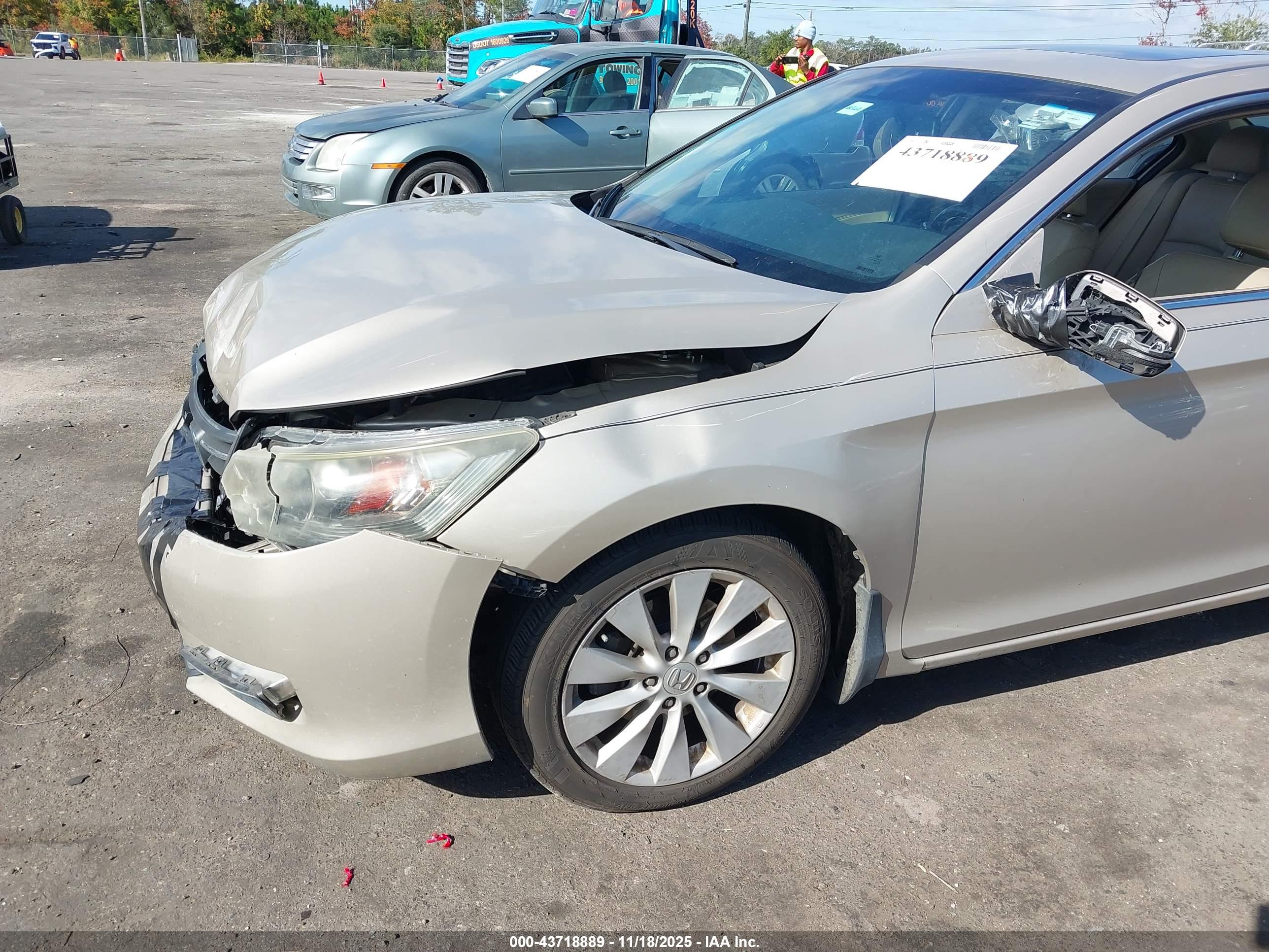 HONDA ACCORD image 6