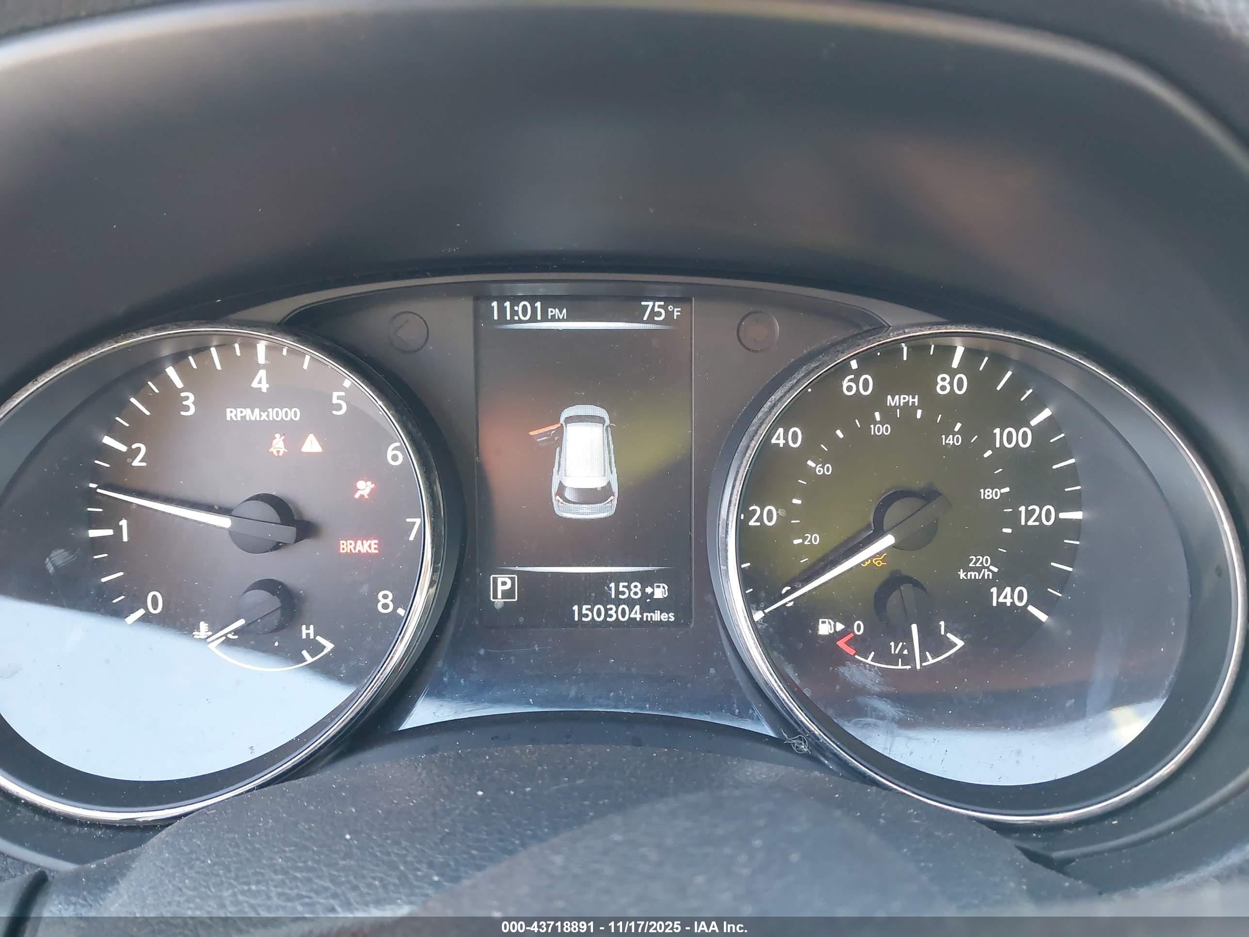 NISSAN ROGUE image 7